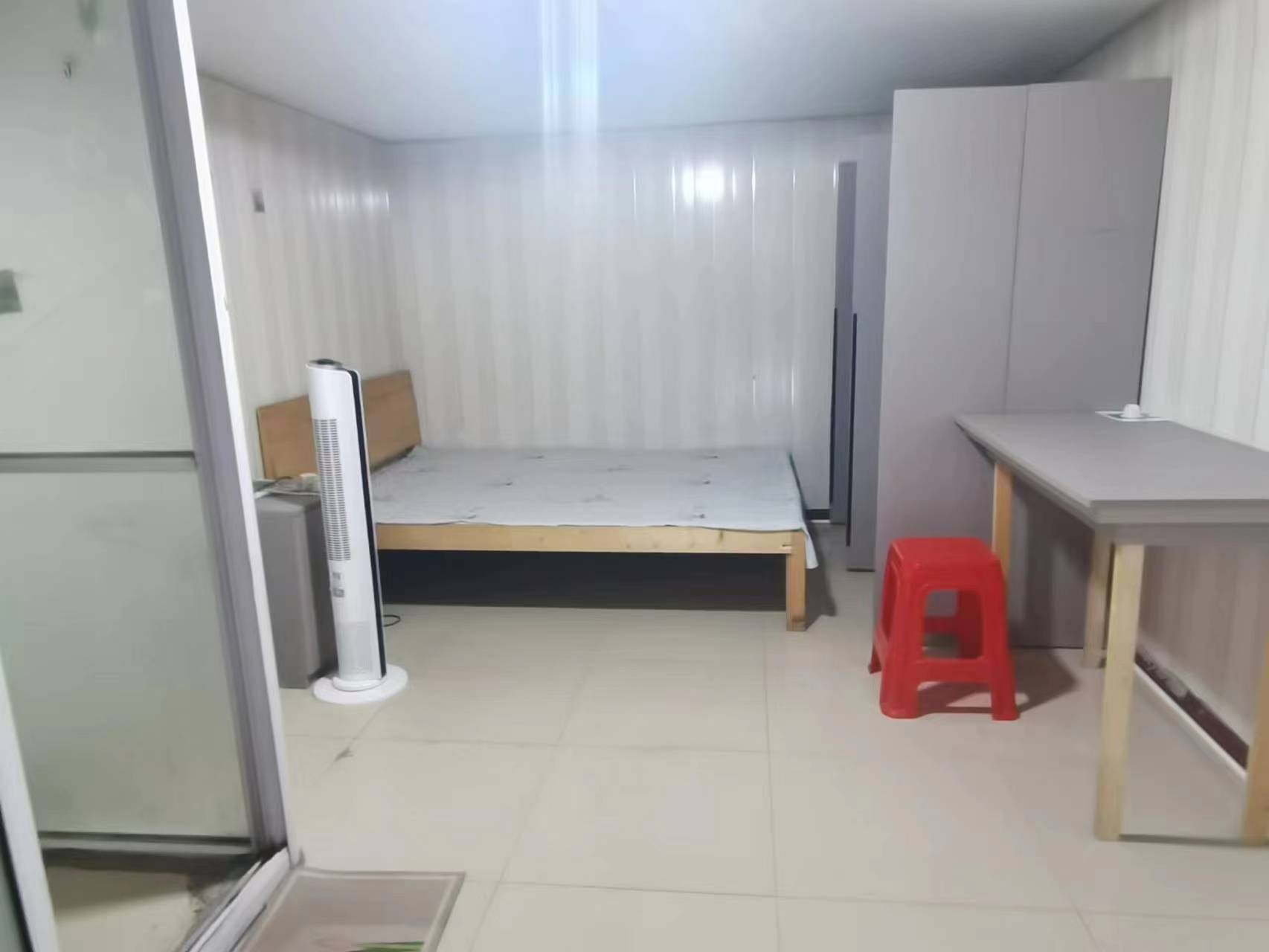 秦灶新村南区 1室1厅1卫 40m²