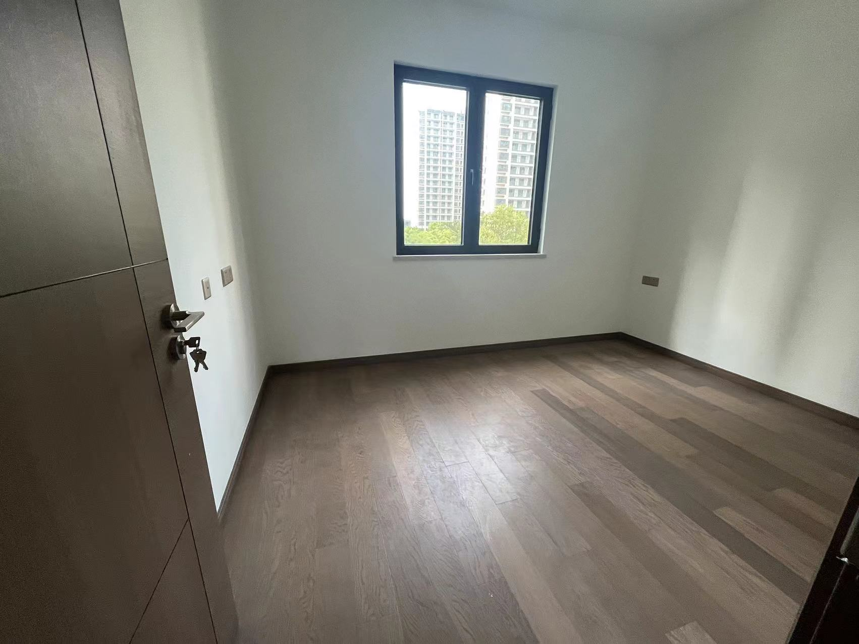 中海上东区 3室2厅2卫 127m&sup2;