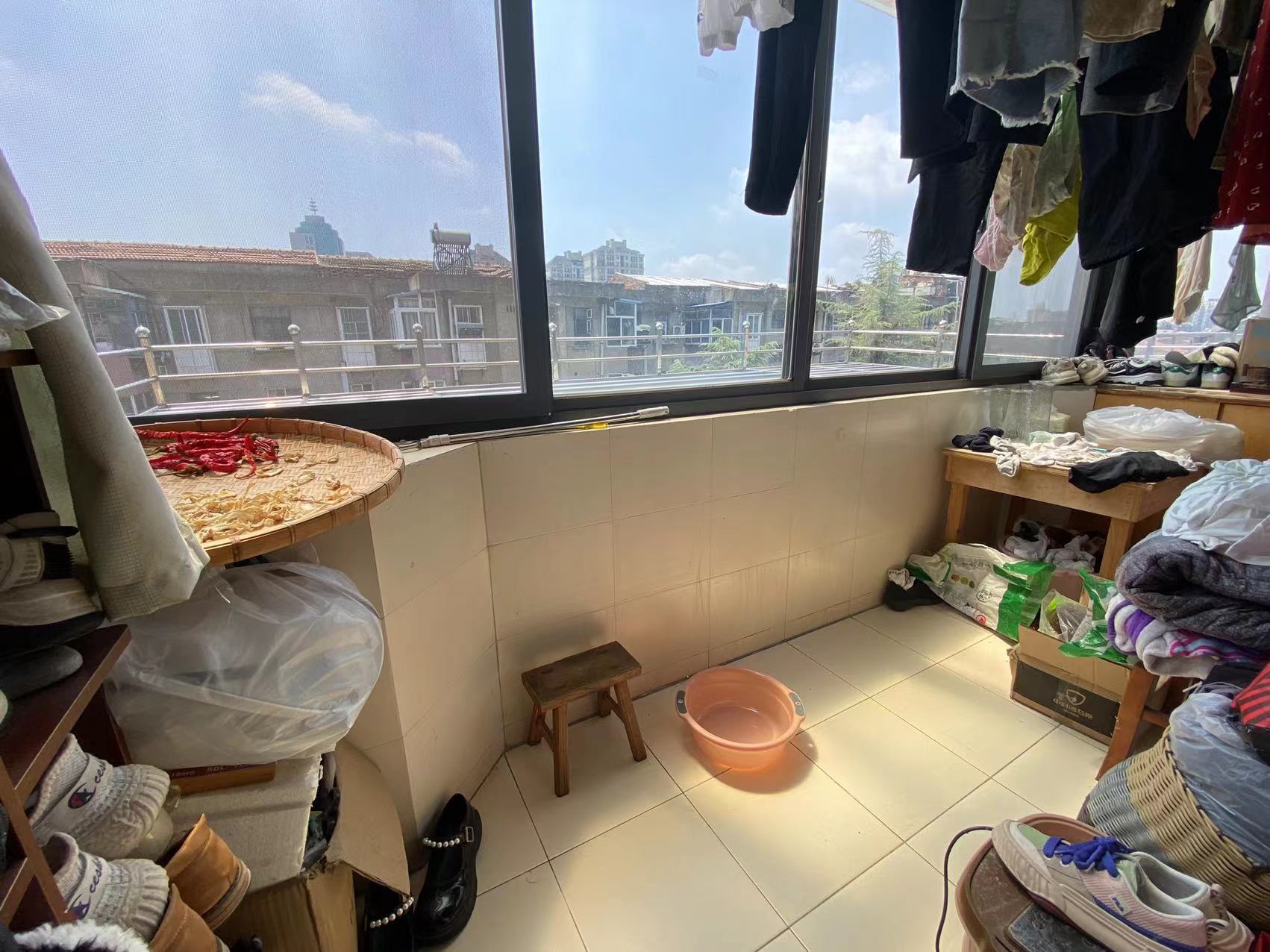 新建路新村（新建花苑） 3室1厅1卫 74.89m&sup2;