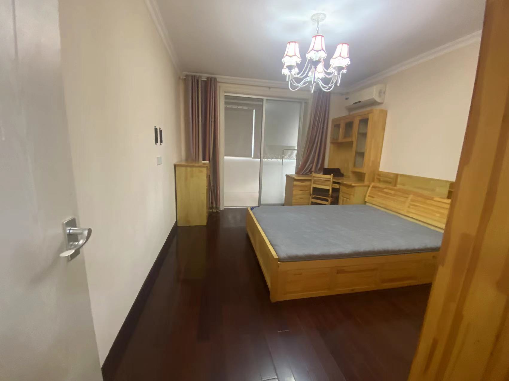 新建路新村 3室1厅1卫 110m&sup2;