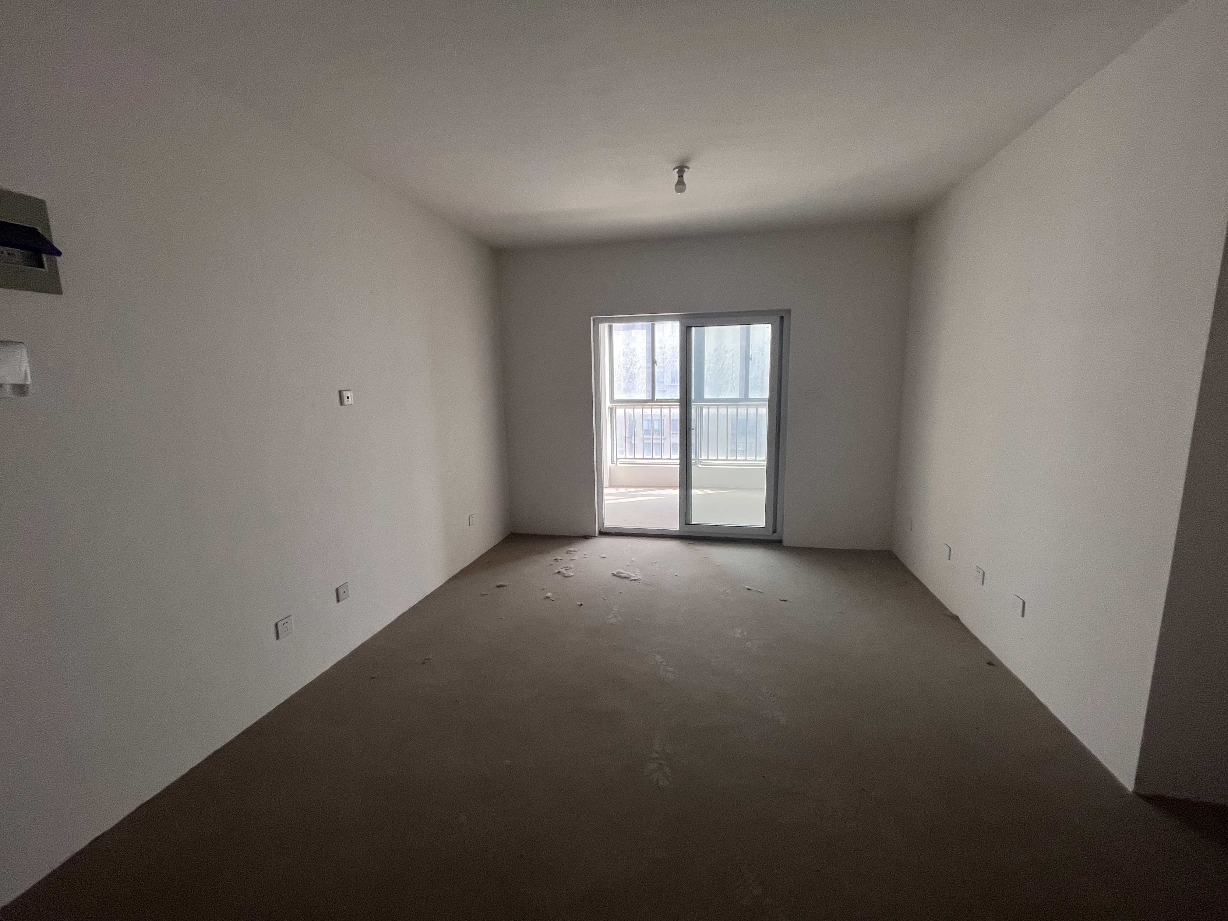 中港翡翠城 2室2厅1卫 89.00m²