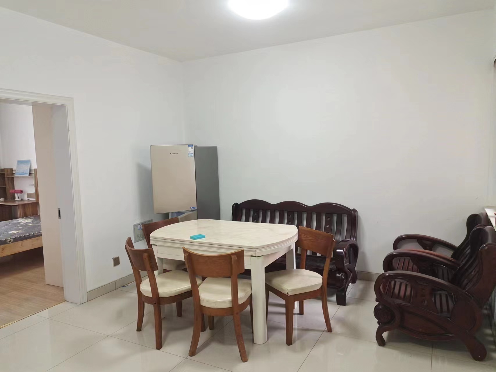 天香苑 2室1厅1卫 80m²