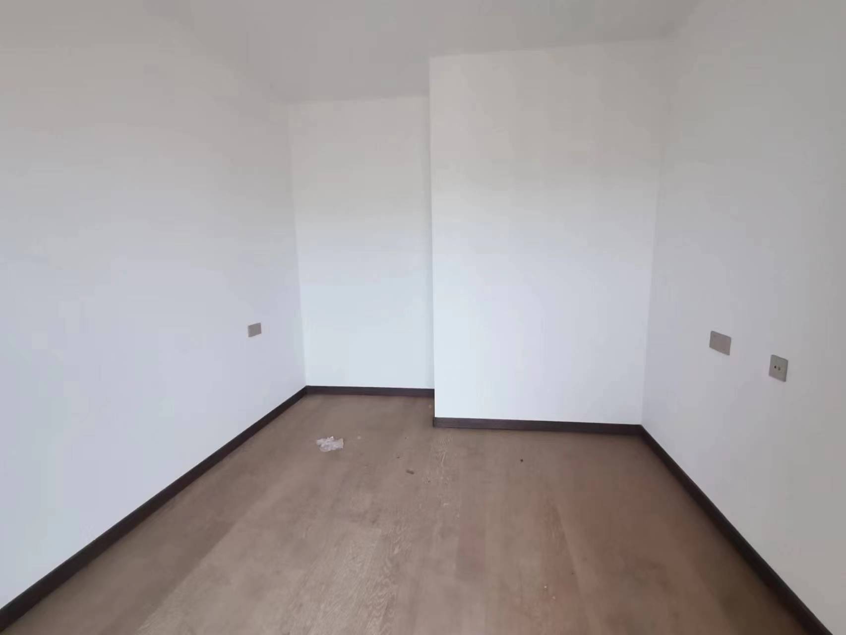 卓越万科新都会 3室2厅2卫 100m&sup2;