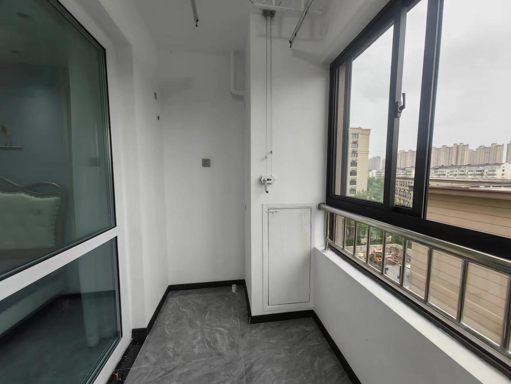 天一裕景苑 2室2厅1卫 90m&sup2;