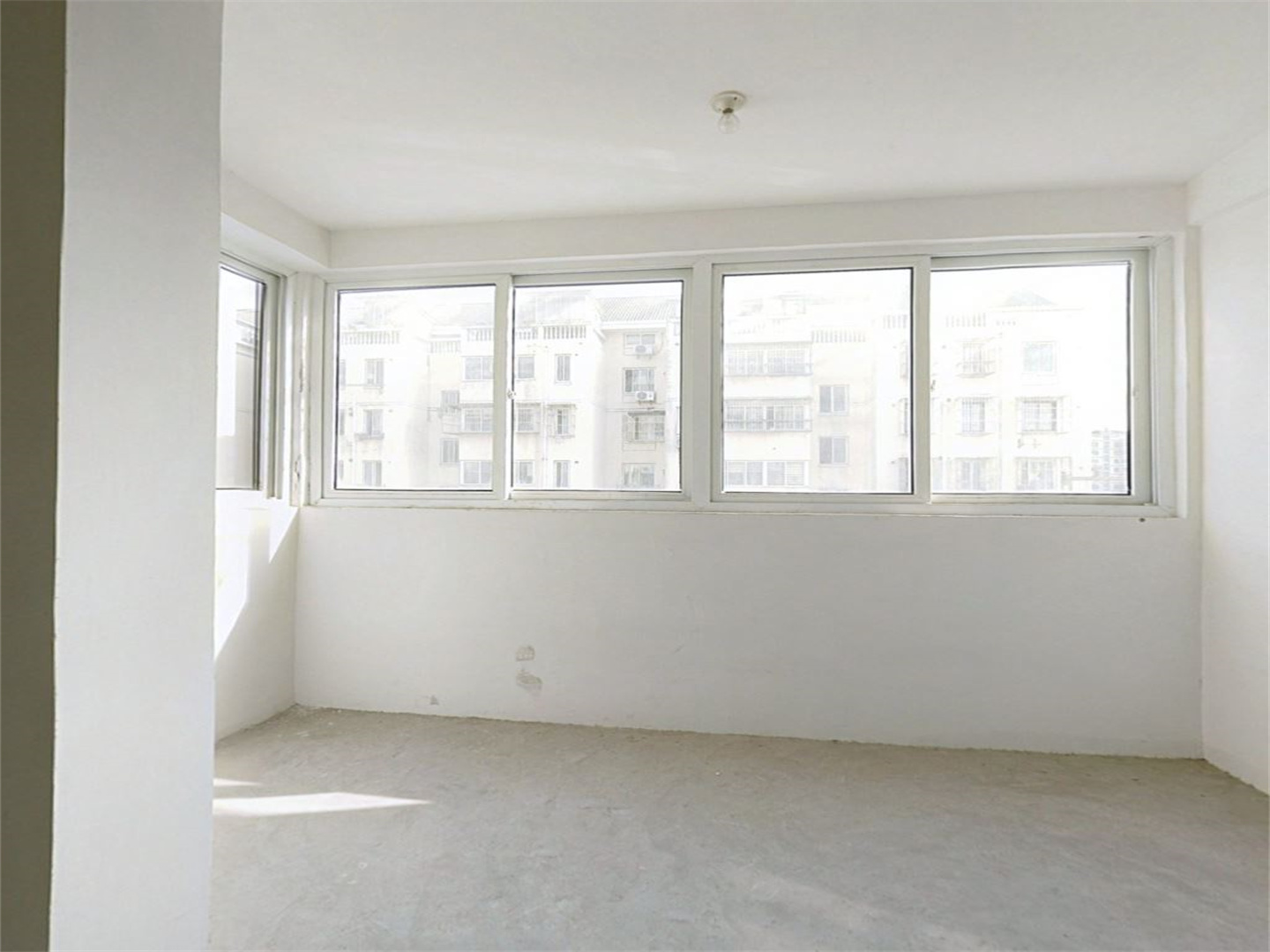 天勤家园 2室1厅1卫 90m&sup2;