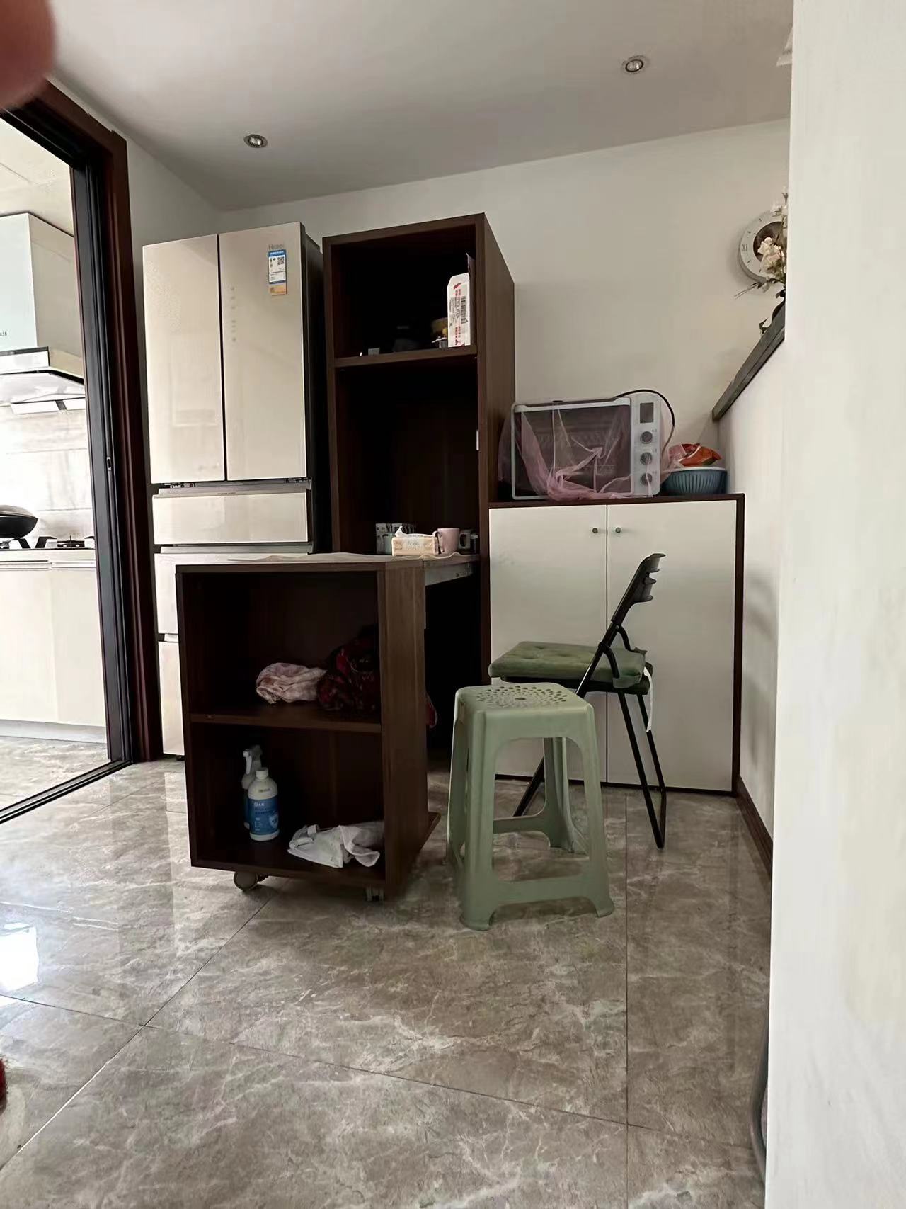 新港花苑 2室2厅1卫 96m&sup2;
