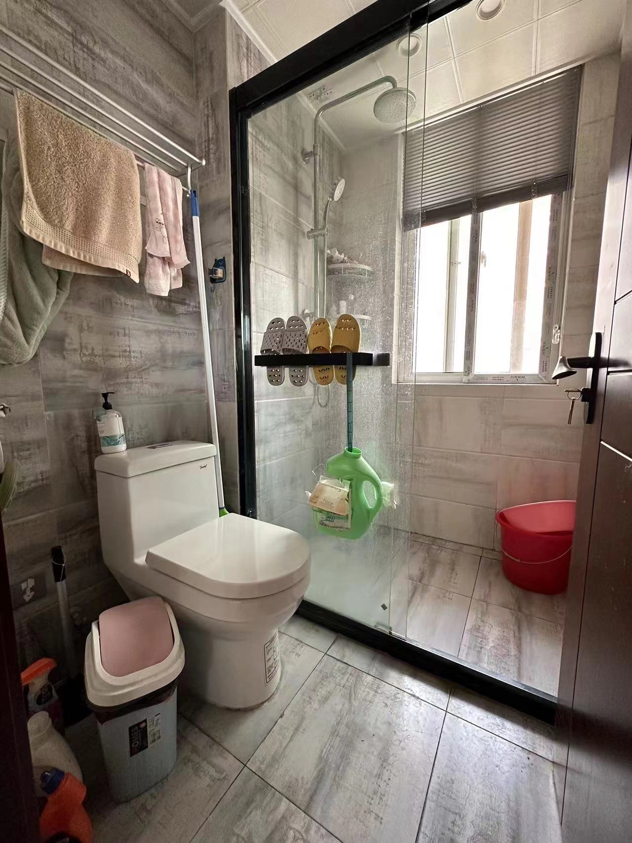 新港花苑 2室2厅1卫 96m&sup2;