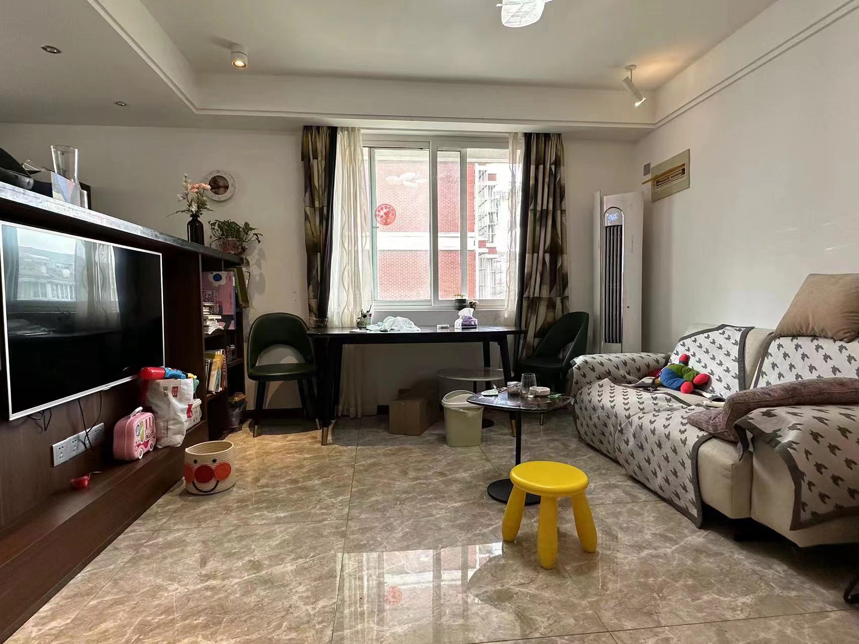新港花苑 2室2厅1卫 96m&sup2;