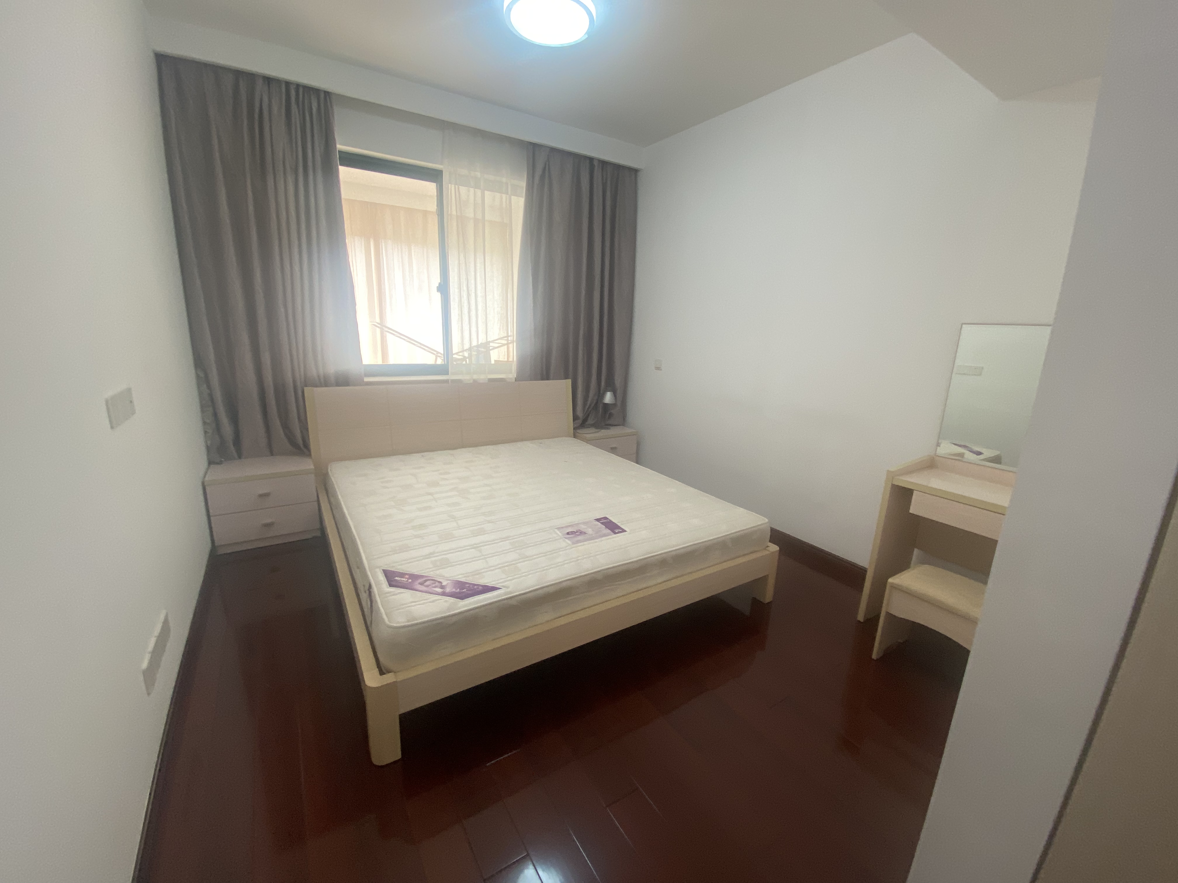 新城小区 3室2厅1卫 140m&sup2;