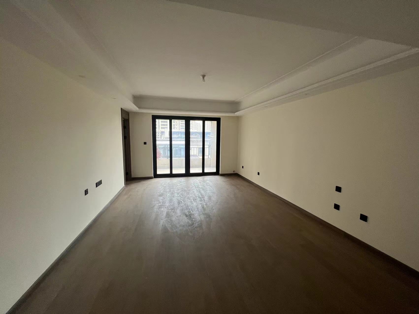 湖山源著 3室2厅2卫 128m&sup2;