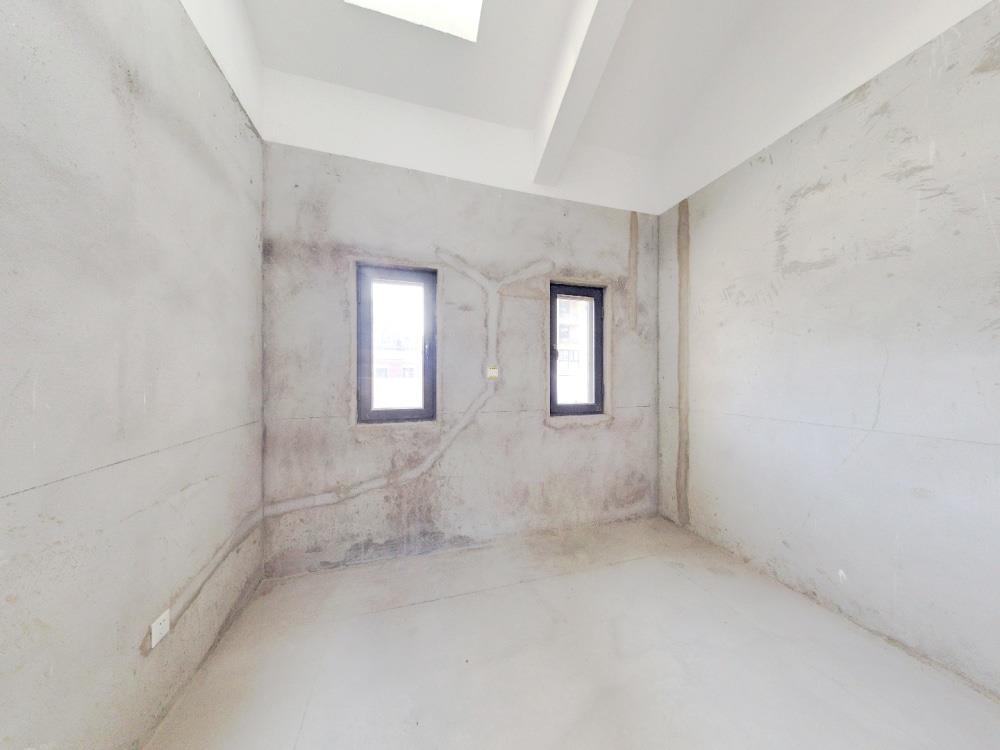 江景瑞园 5室3厅3卫 304m&sup2;