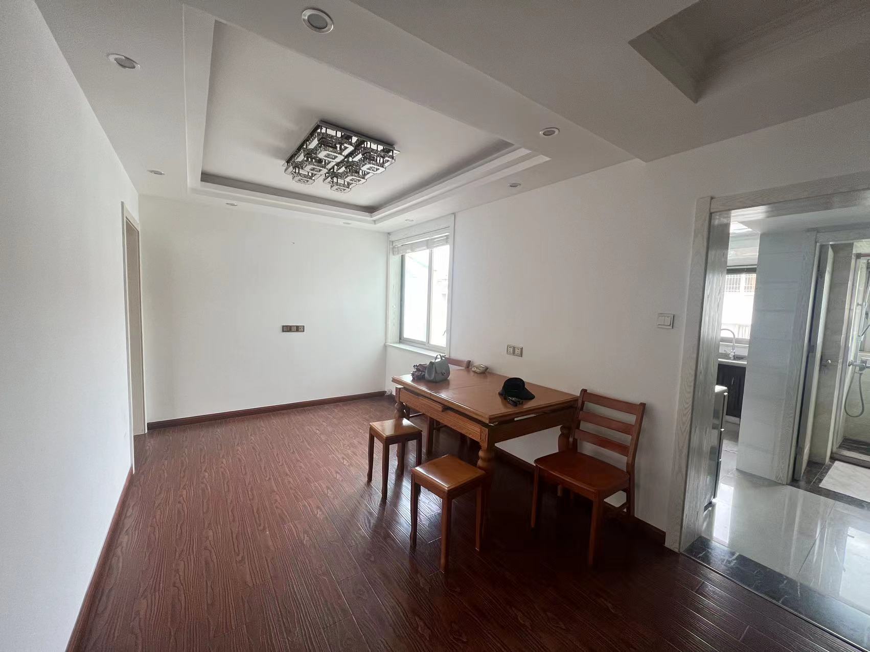 北濠桥东村 4室1厅1卫 156m&sup2;