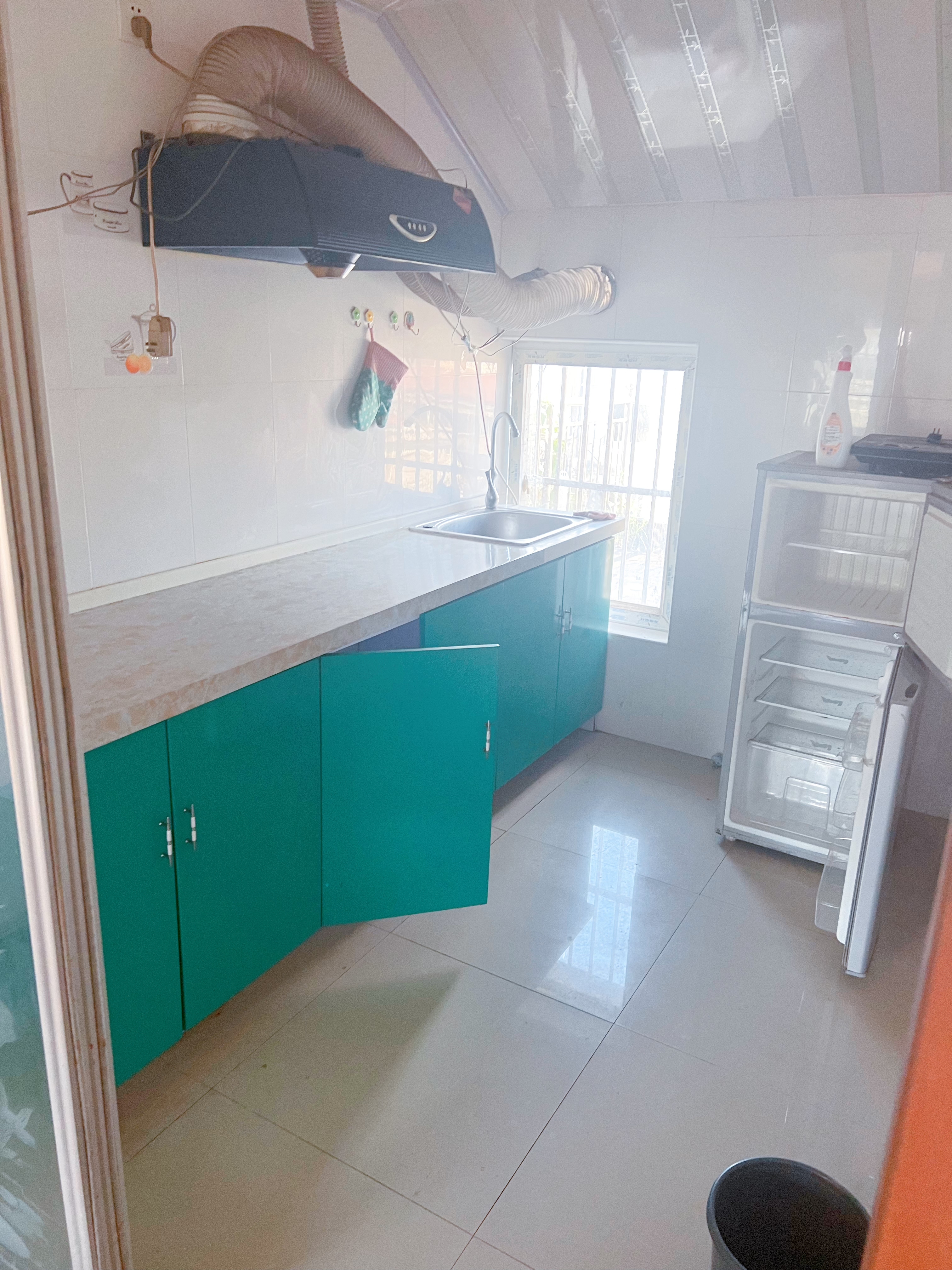 虹桥新苑 3室2厅1卫 82m&sup2;