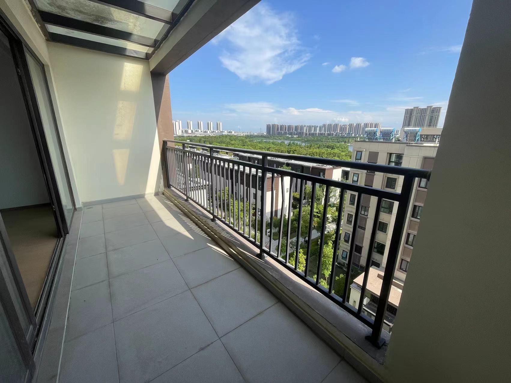 春风南岸东园 4室2厅3卫 167.00m&sup2;