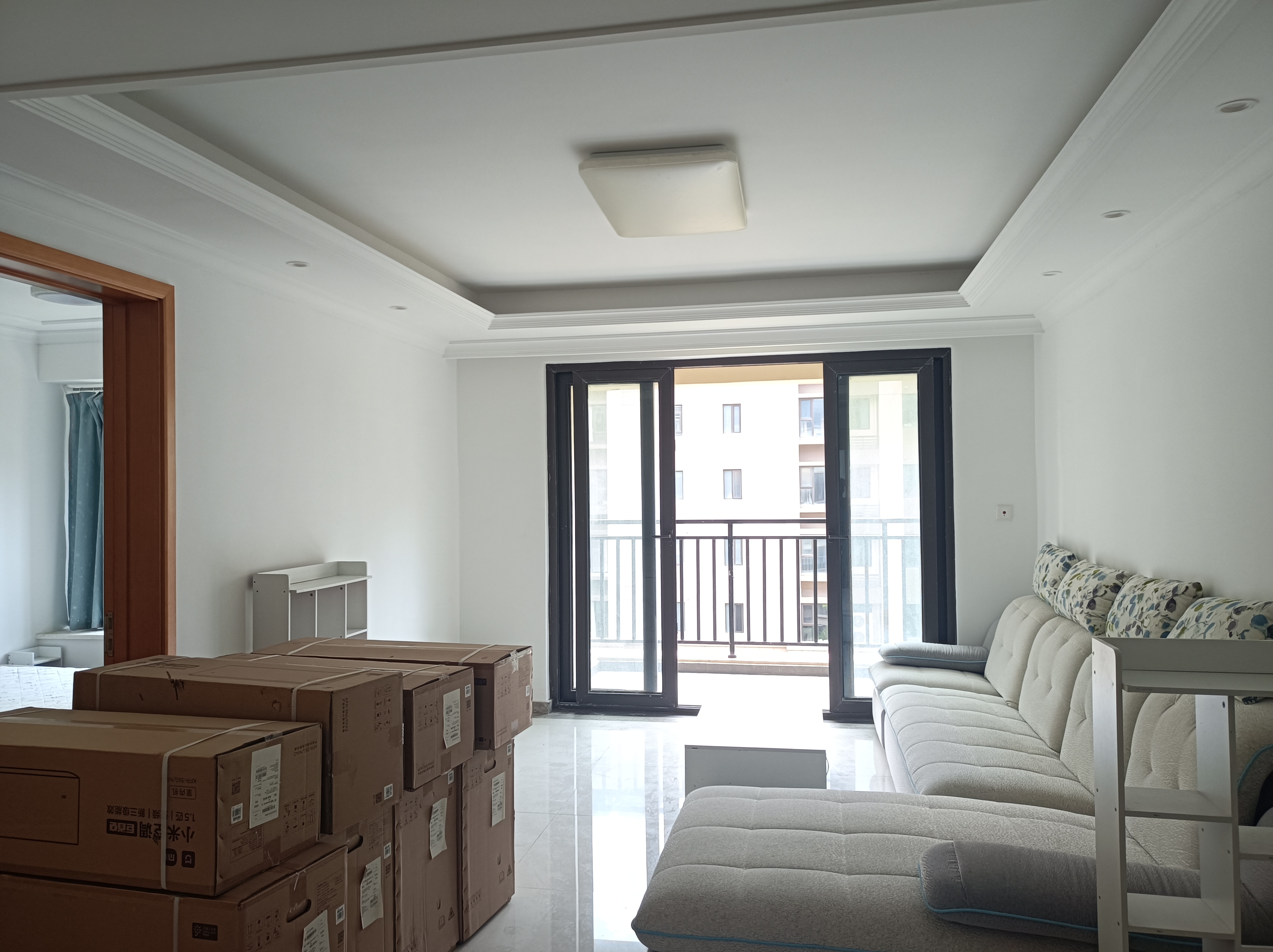 富力院士廷一期 3室2厅2卫 140.00m&sup2;