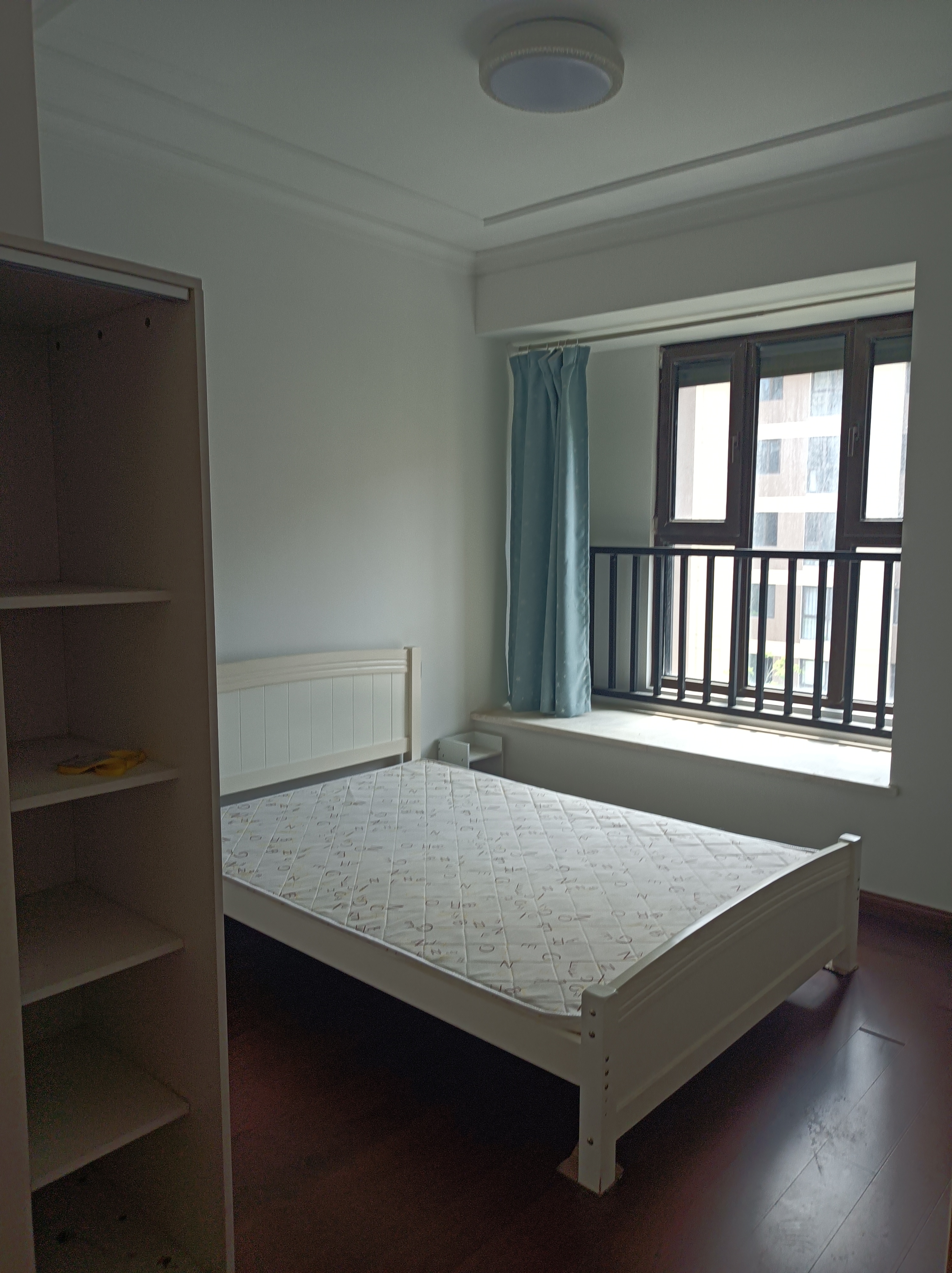 富力院士廷一期 3室2厅2卫 140.00m&sup2;