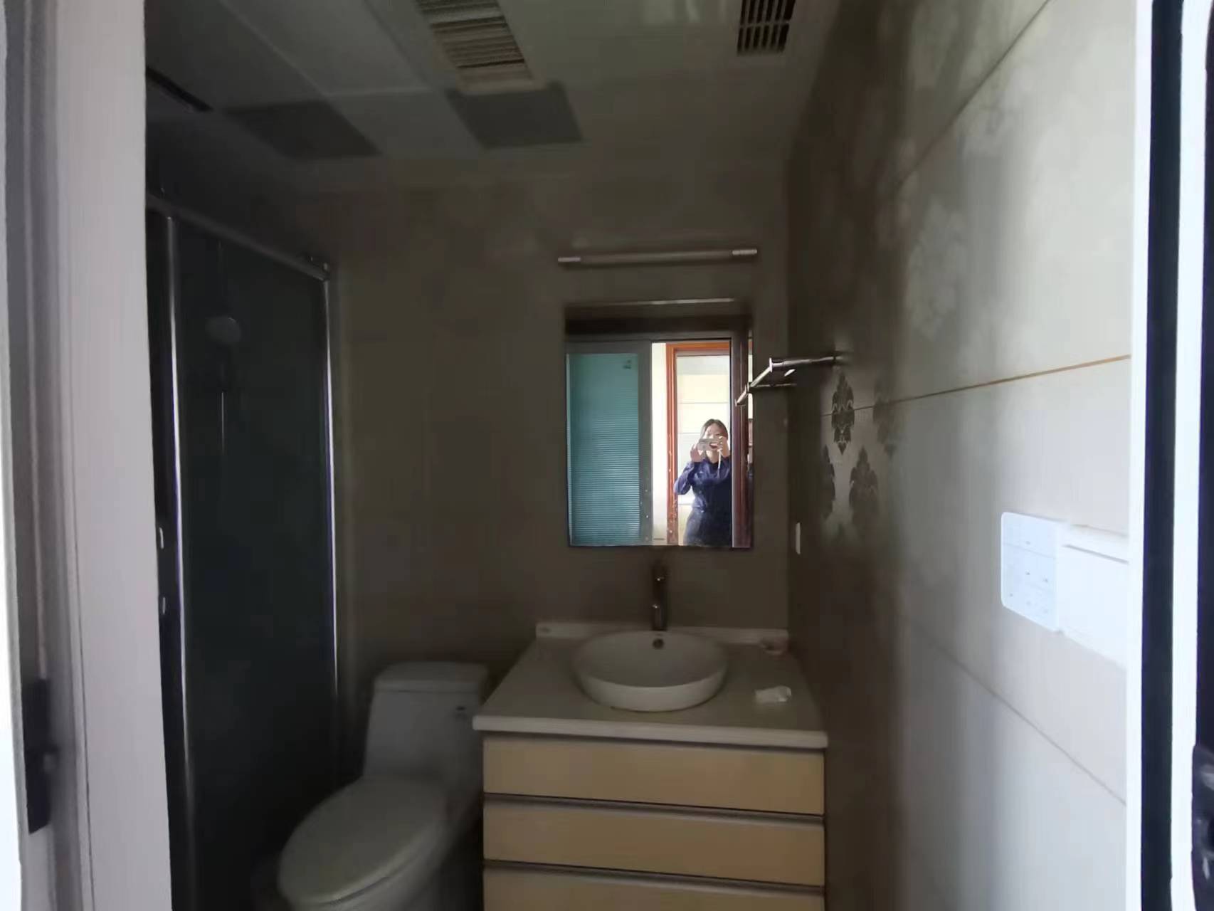 世纪城 3室2厅2卫 184m&sup2;