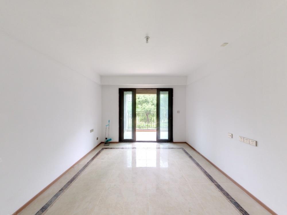 上悦城 3室2厅2卫 115m&sup2;