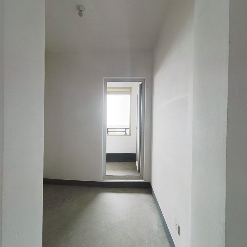 新城香溢紫郡 4室2厅2卫 138m&sup2;