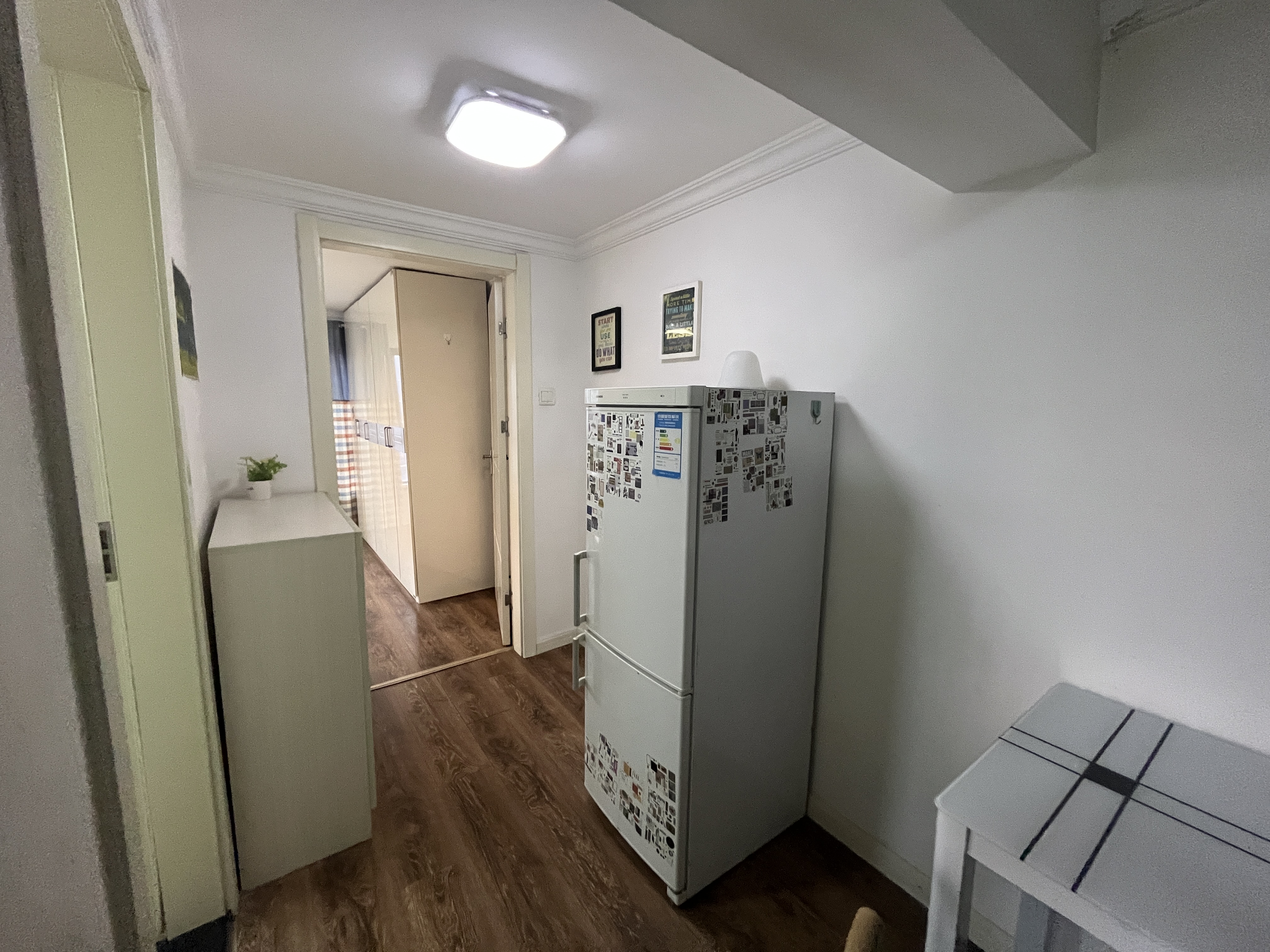 金贸公寓 1室1厅1卫 45m&sup2;