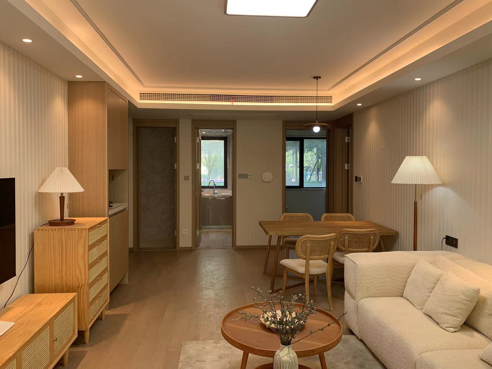 龙湖天宸源著 2室2厅1卫 95.00m&sup2;