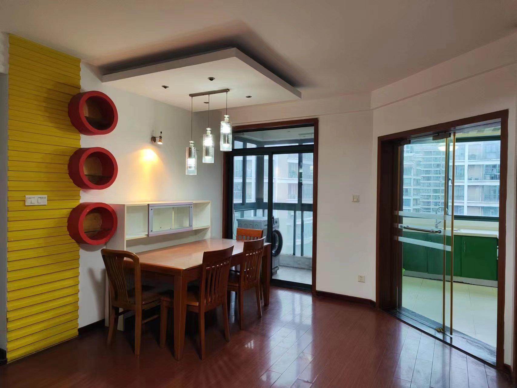 凤凰莱茵苑 3室2厅2卫 145m&sup2;