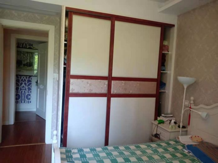 益兴名流府 4室2厅2卫 172m&sup2;