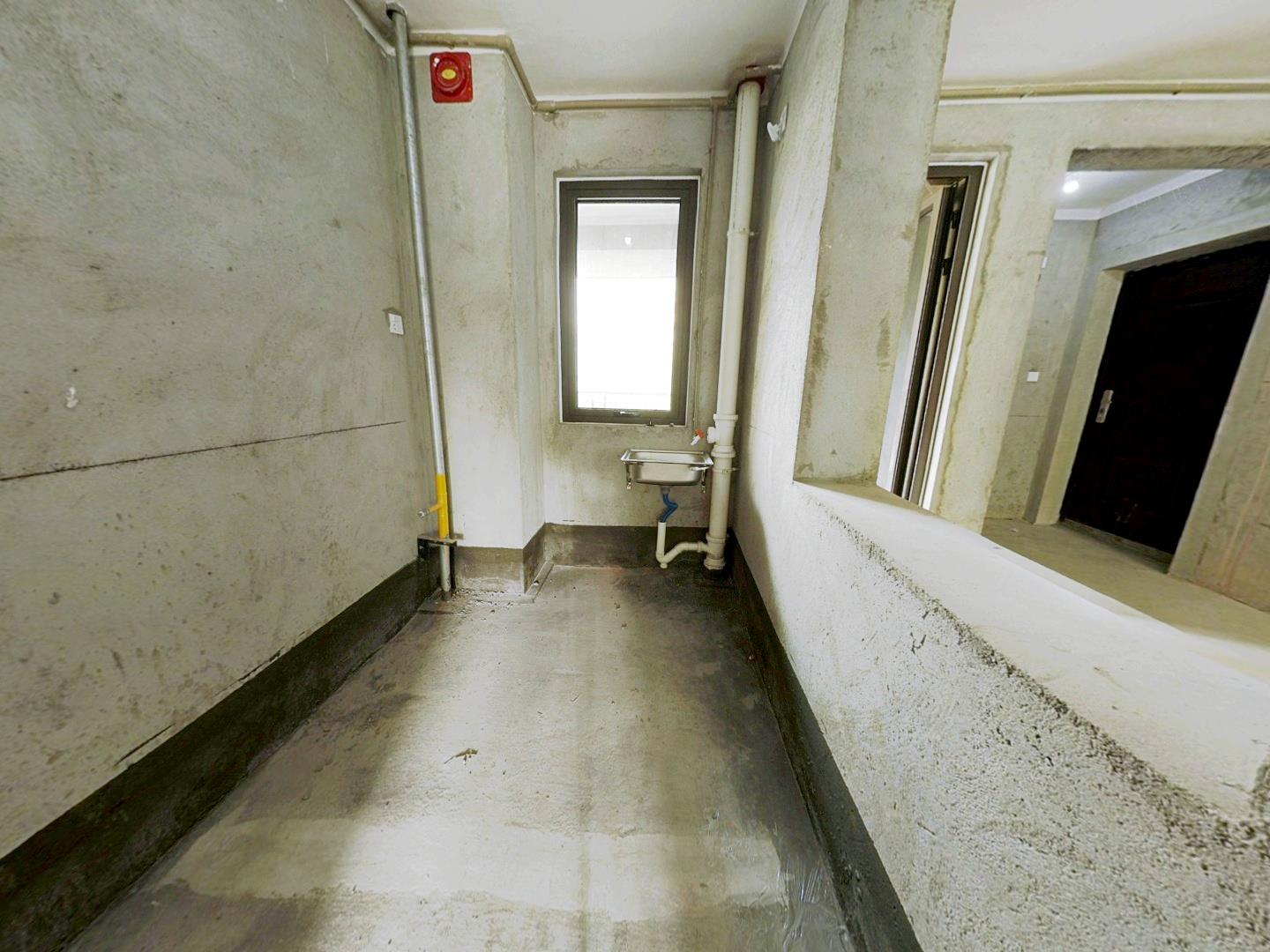 保利香槟国际 4室2厅2卫 142.36m&sup2;