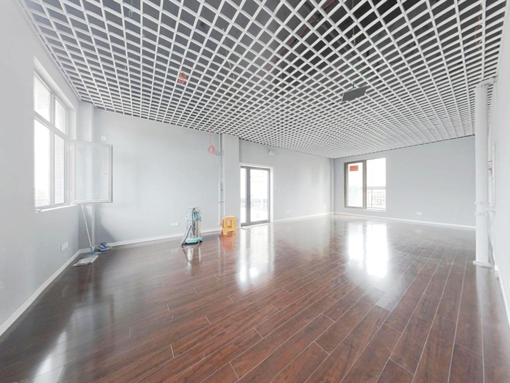 南通龙信广场 2室1厅1卫 80.00m²