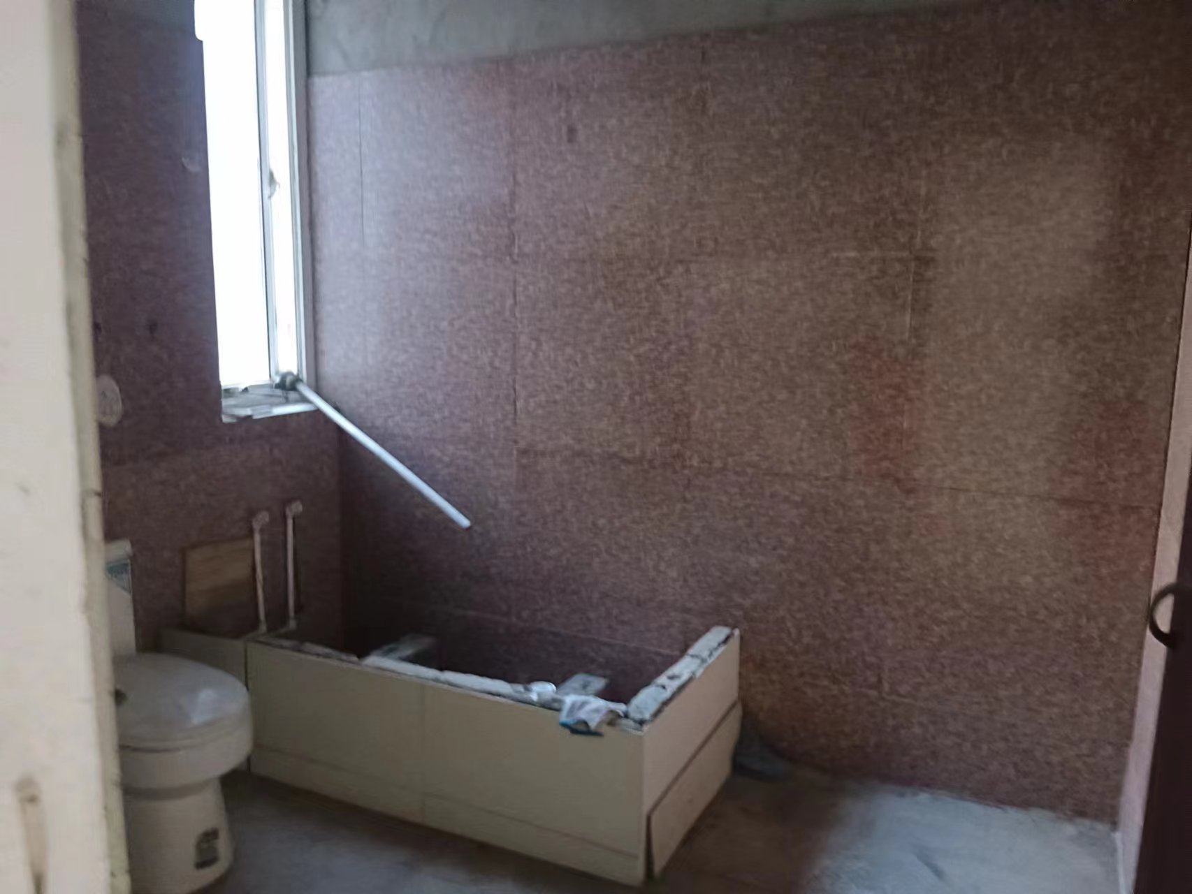 天虹苑 3室2厅2卫 134m&sup2;