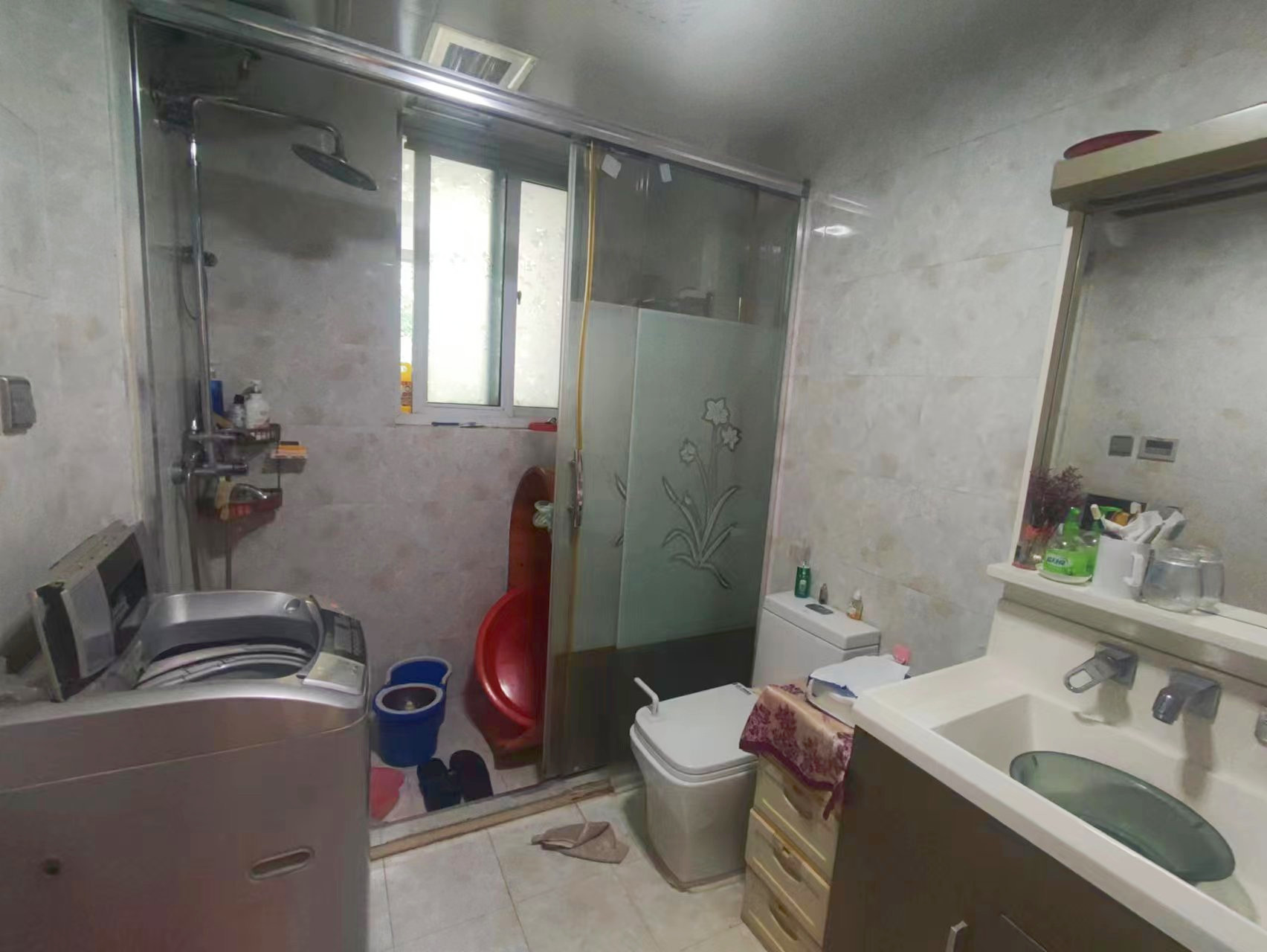 中港城 3室2厅1卫 129.8m&sup2;
