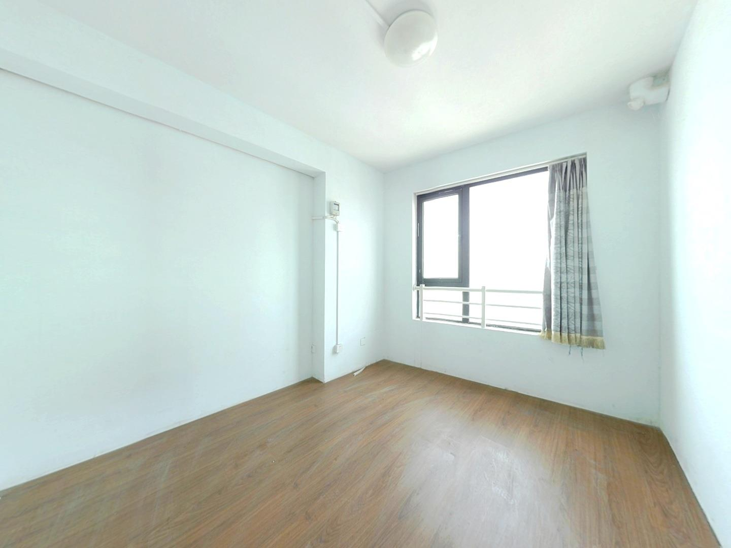 七星花园 5室2厅2卫 250m&sup2;