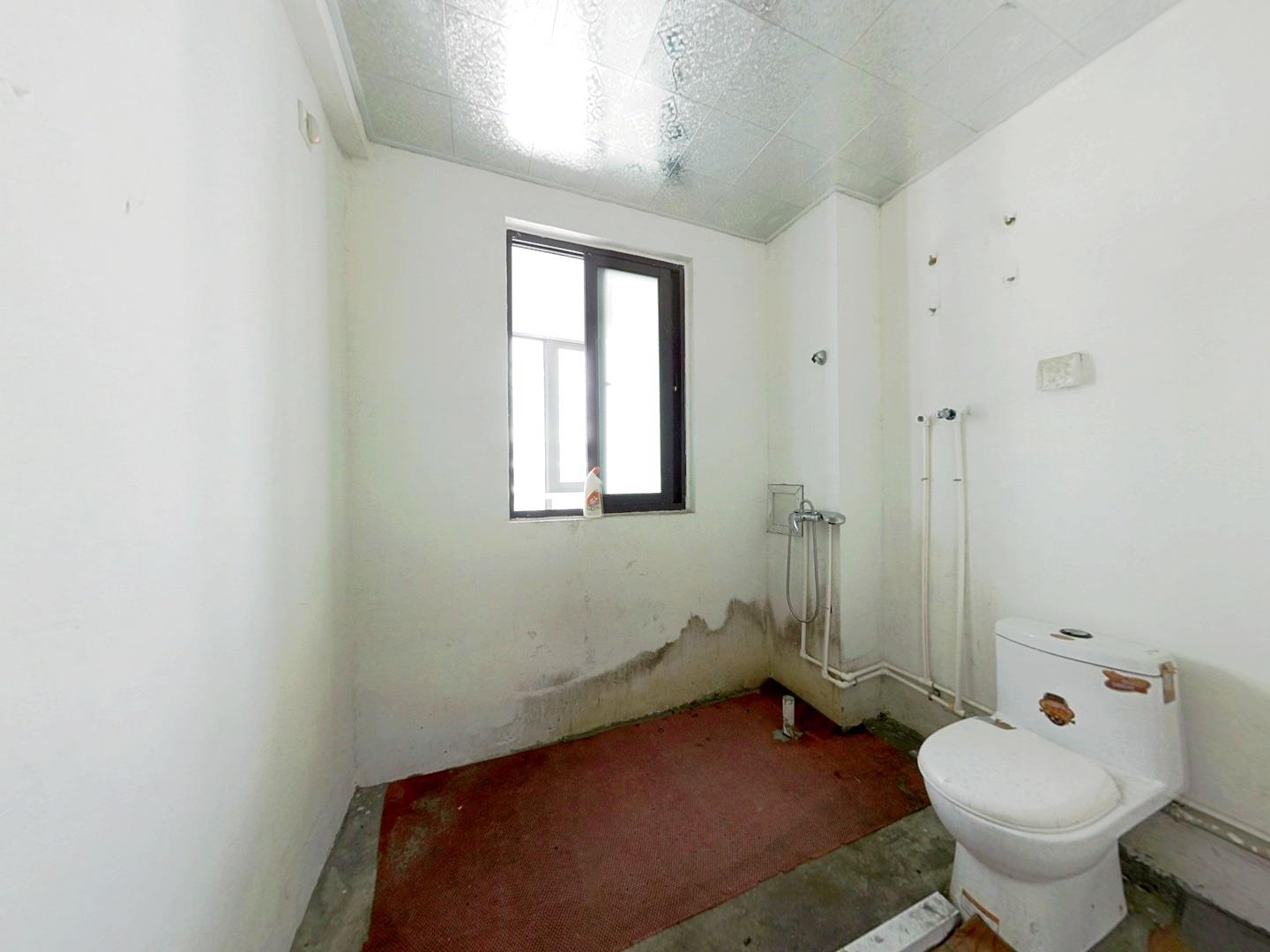 七星花园 5室2厅2卫 250m&sup2;