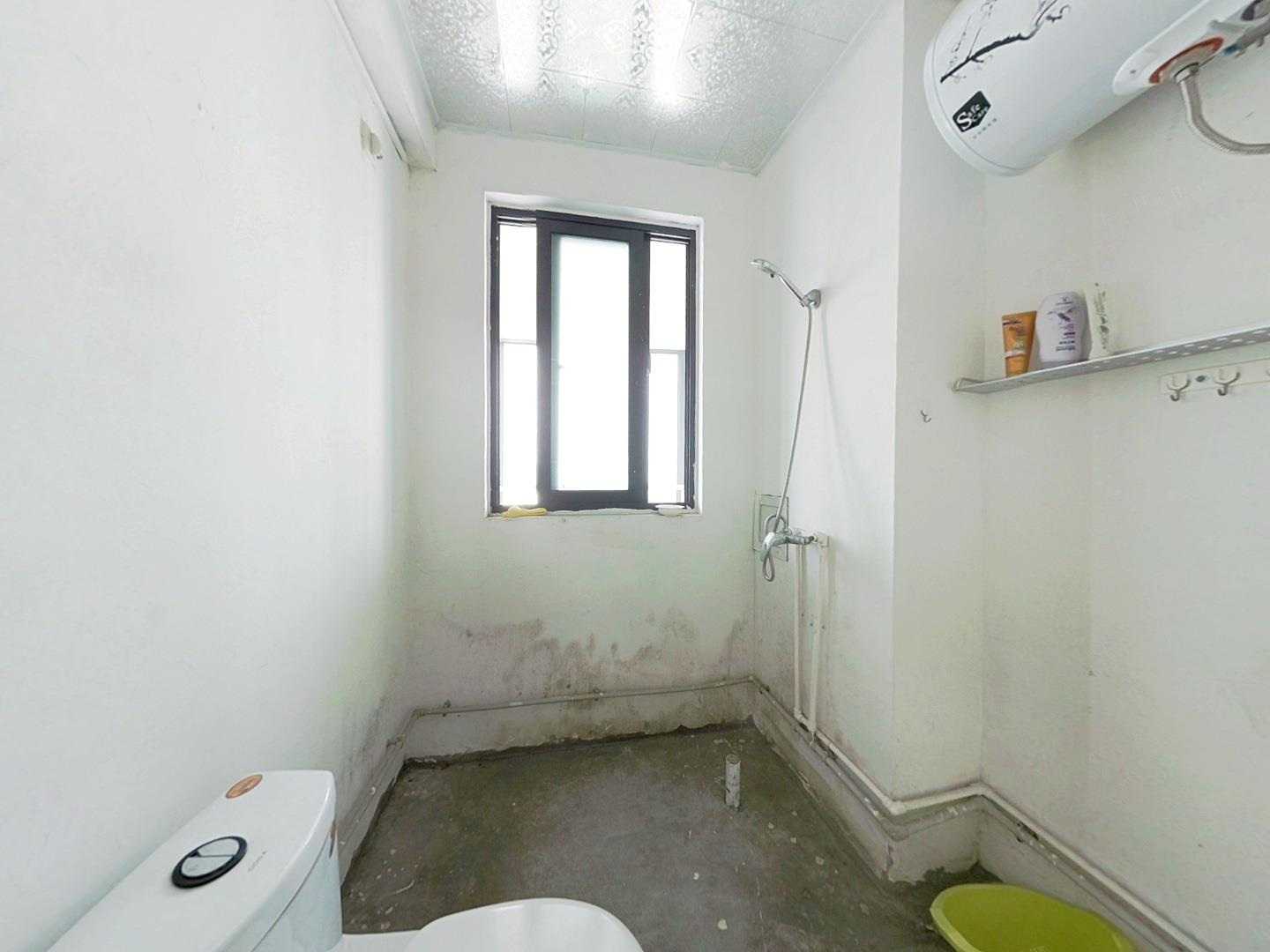 七星花园 5室2厅2卫 250m&sup2;
