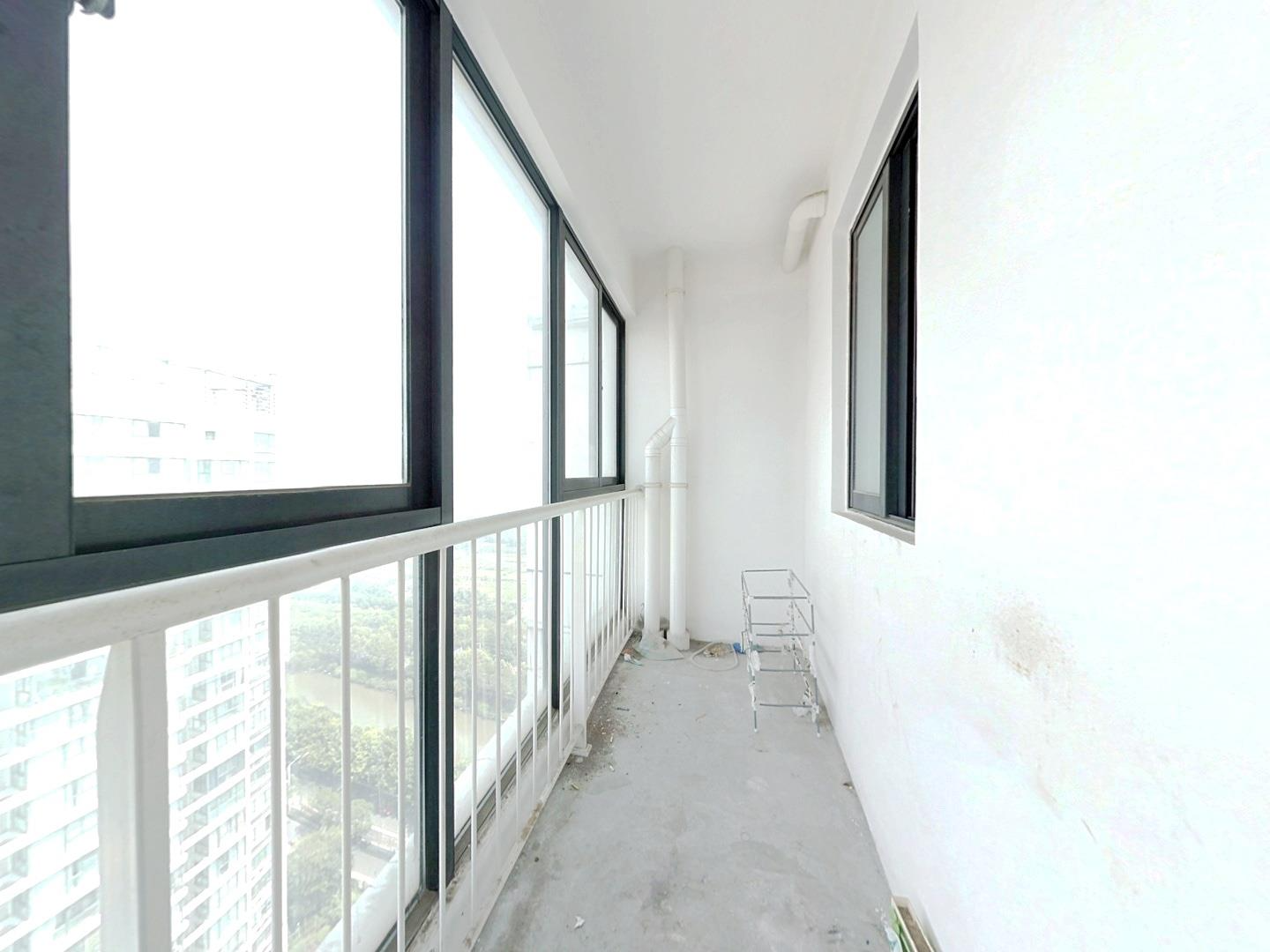 七星花园 5室2厅2卫 250m&sup2;