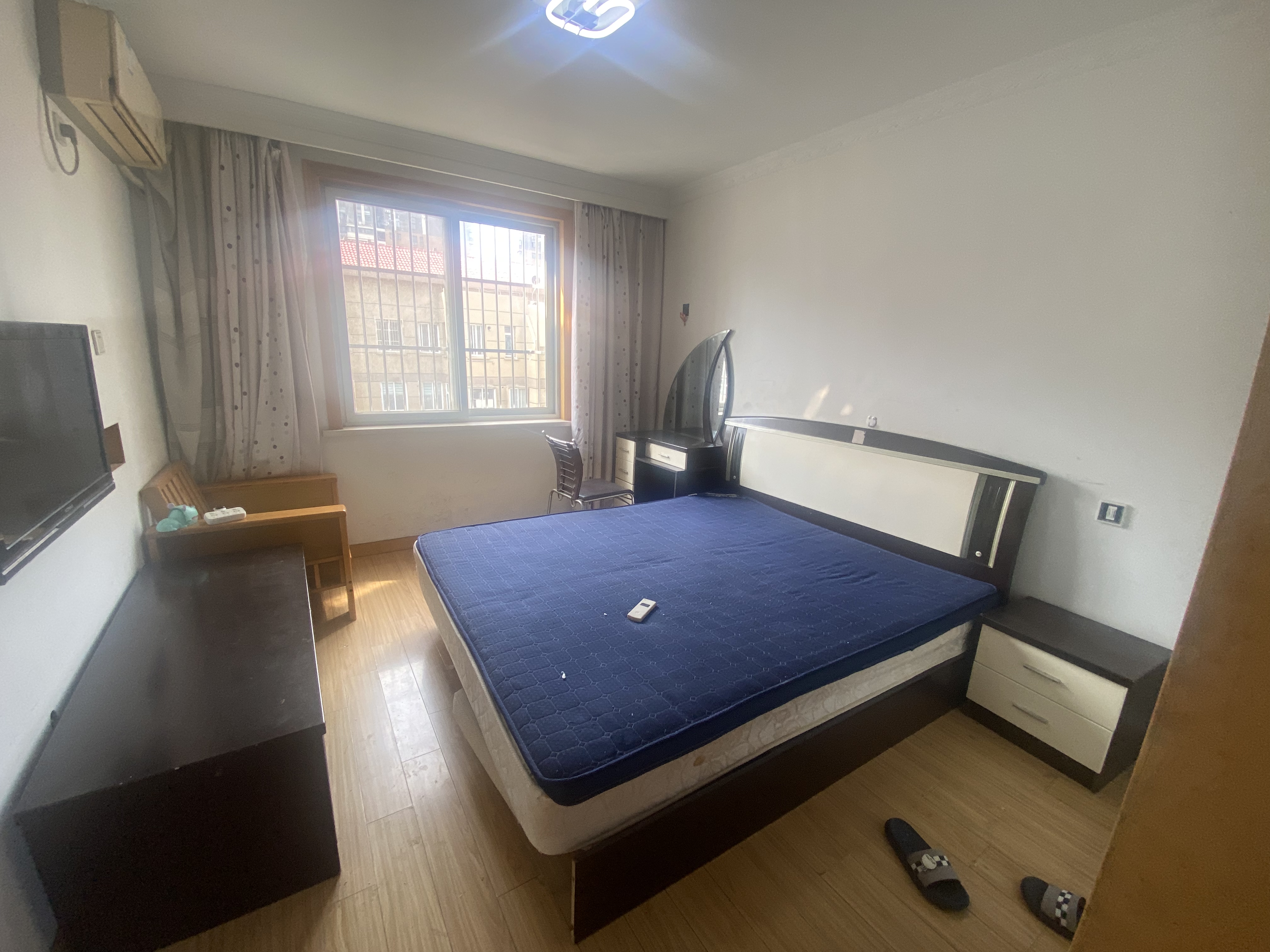 海港新村 3室1厅1卫 69m&sup2;