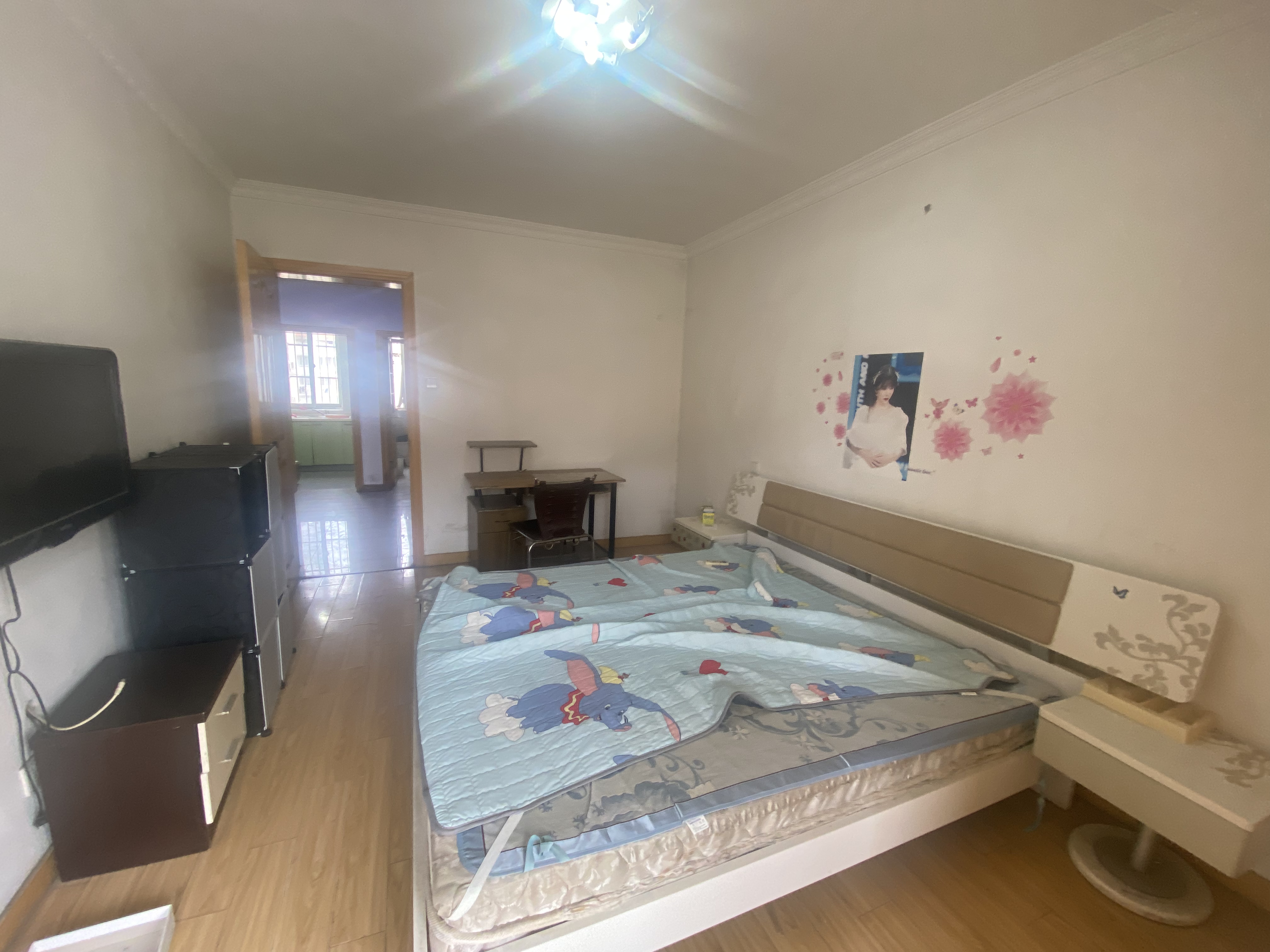 海港新村 3室1厅1卫 69m&sup2;