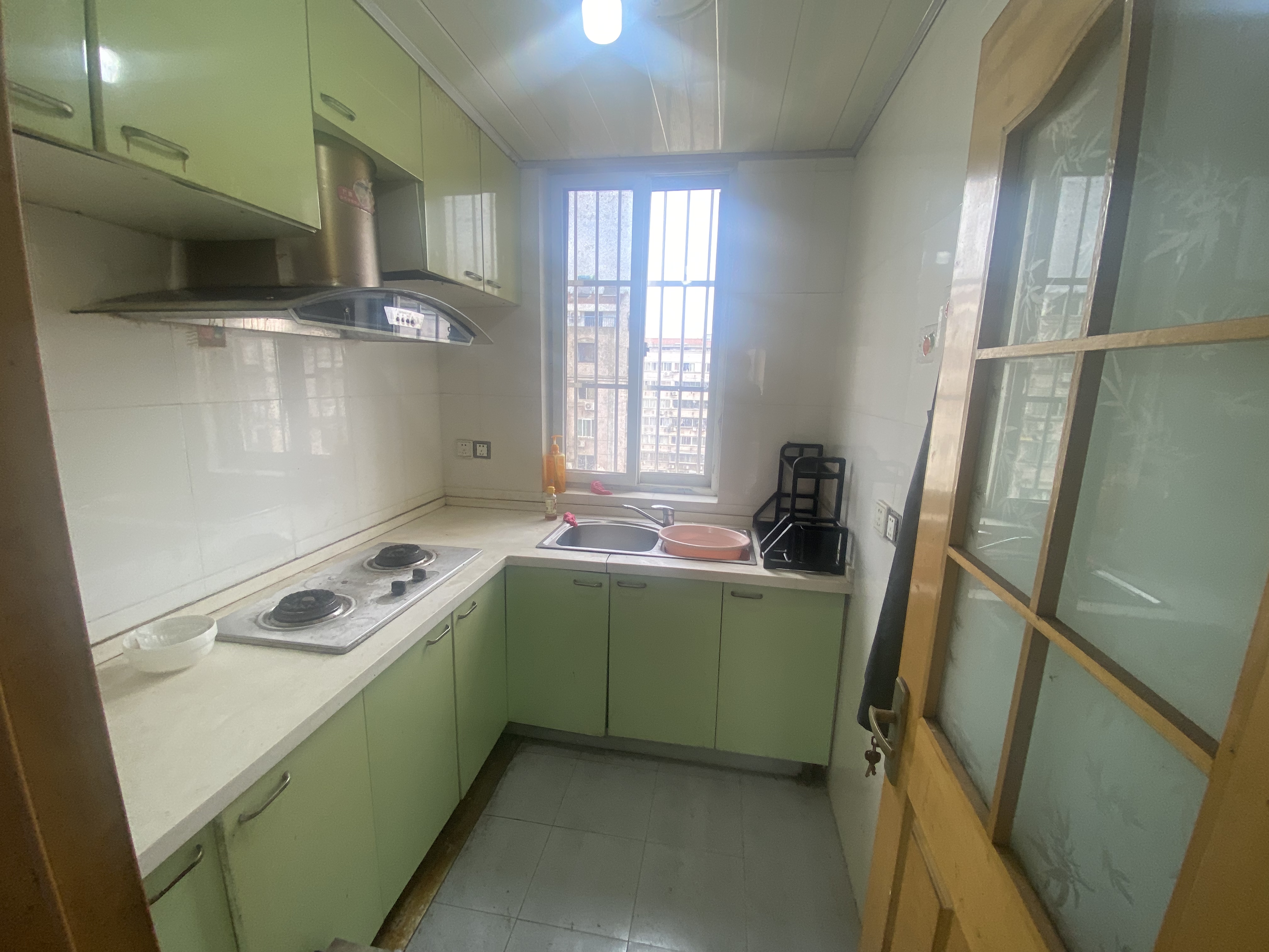 海港新村 3室1厅1卫 69m&sup2;