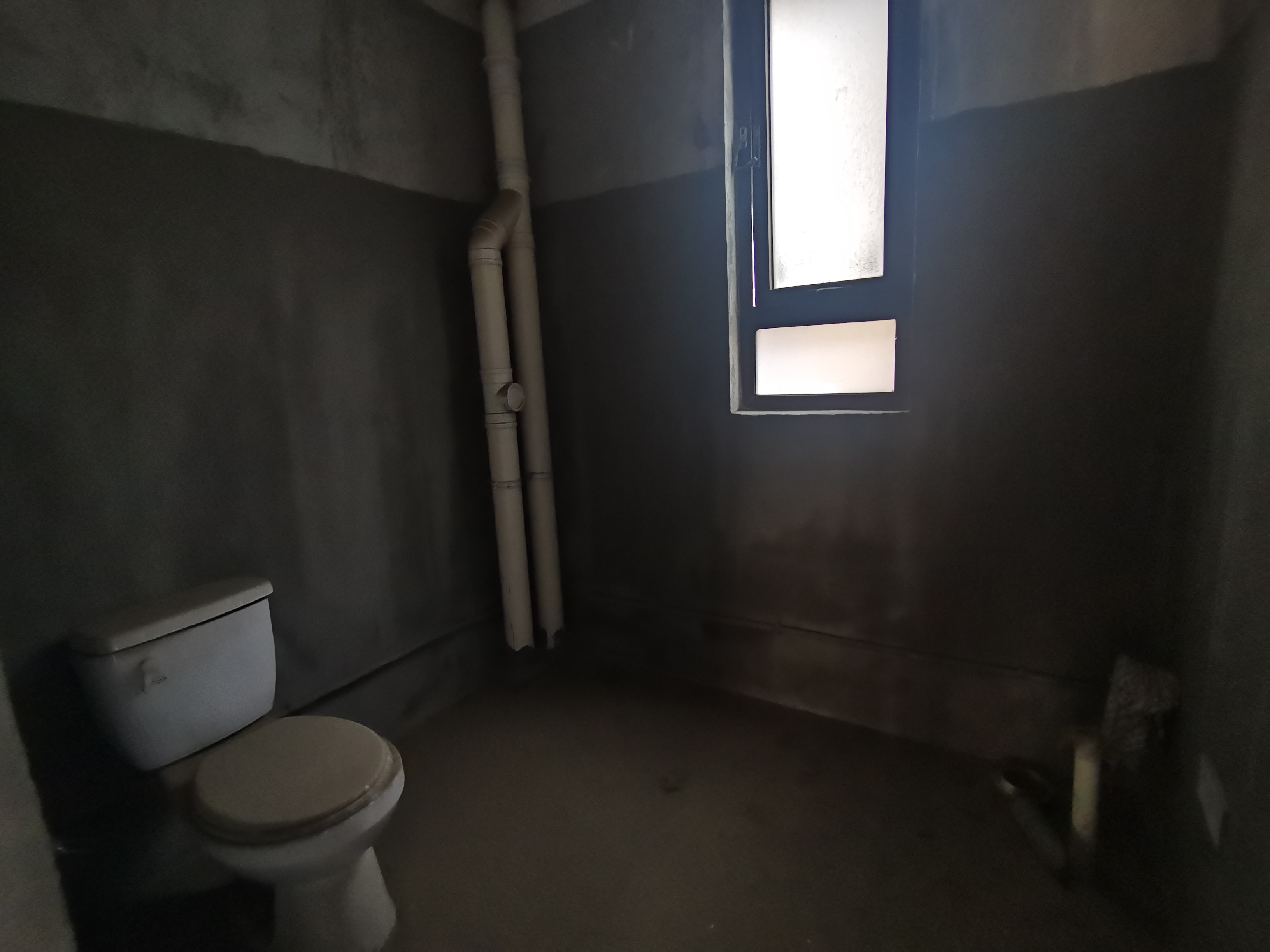 华强城 3室1厅1卫 82m&sup2;