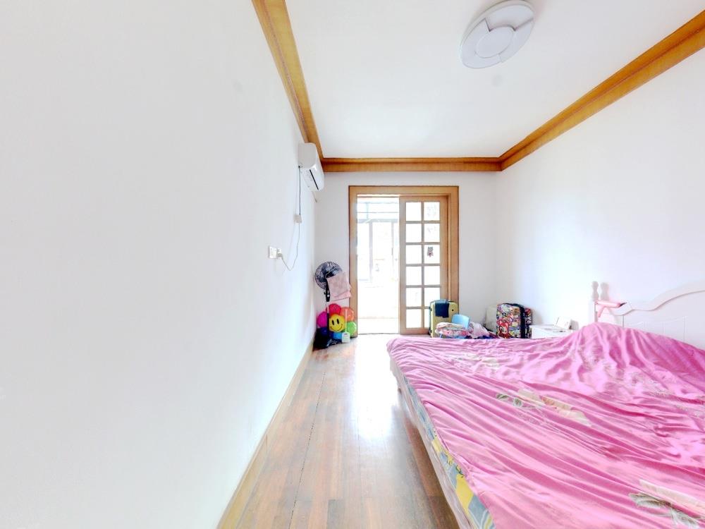 濠东路63号 2室2厅1卫 75.13m&sup2;