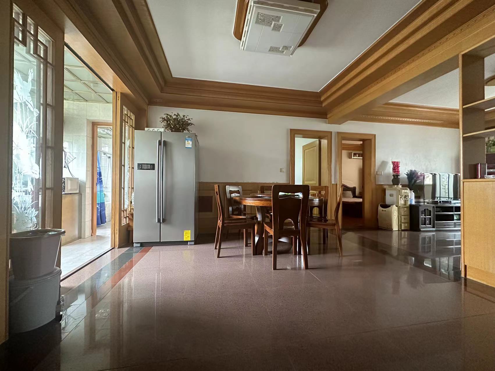 佳苑小区·西 3室2厅2卫 142m²