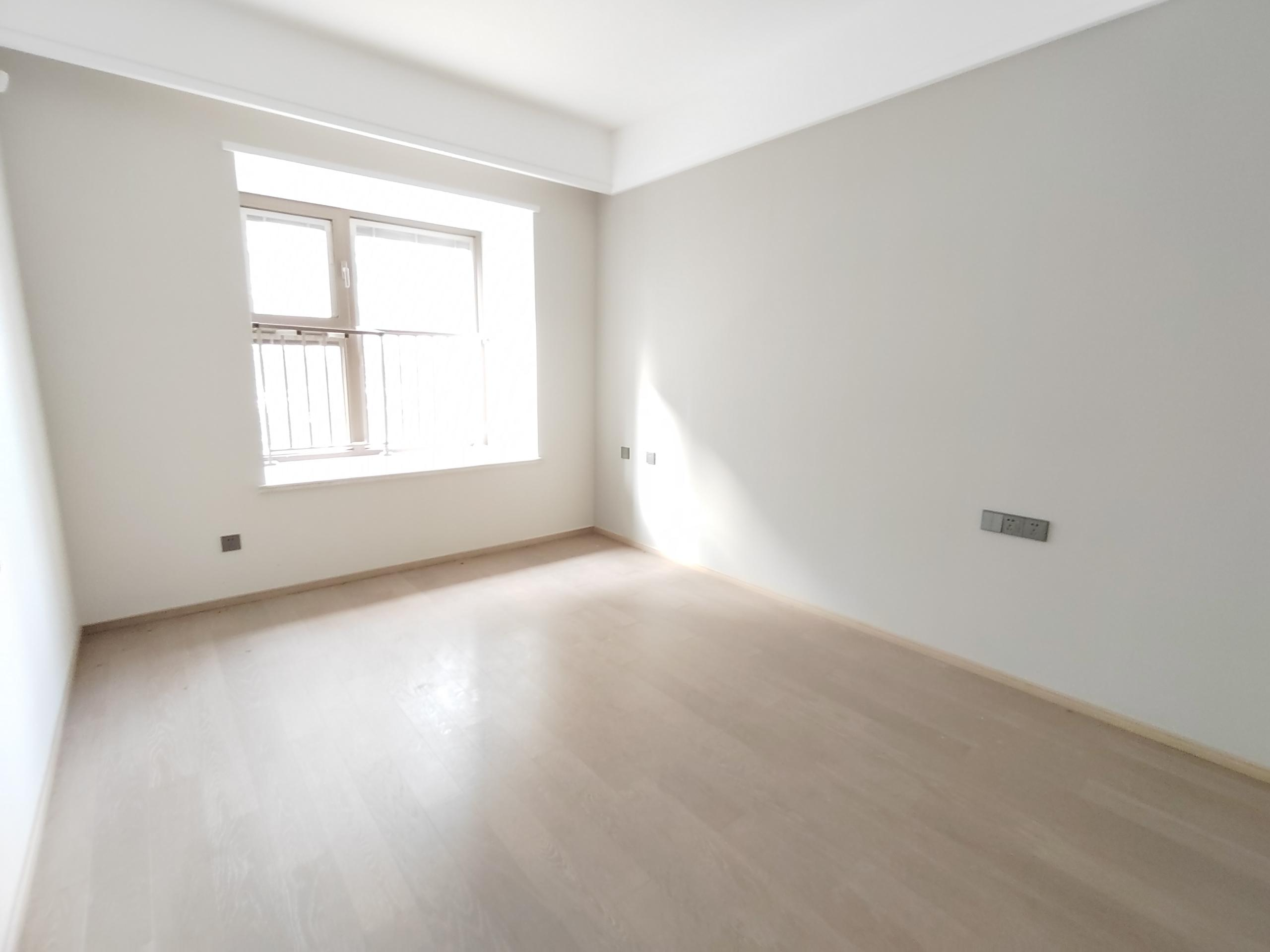 仁恒公园世纪 4室2厅2卫 135m&sup2;