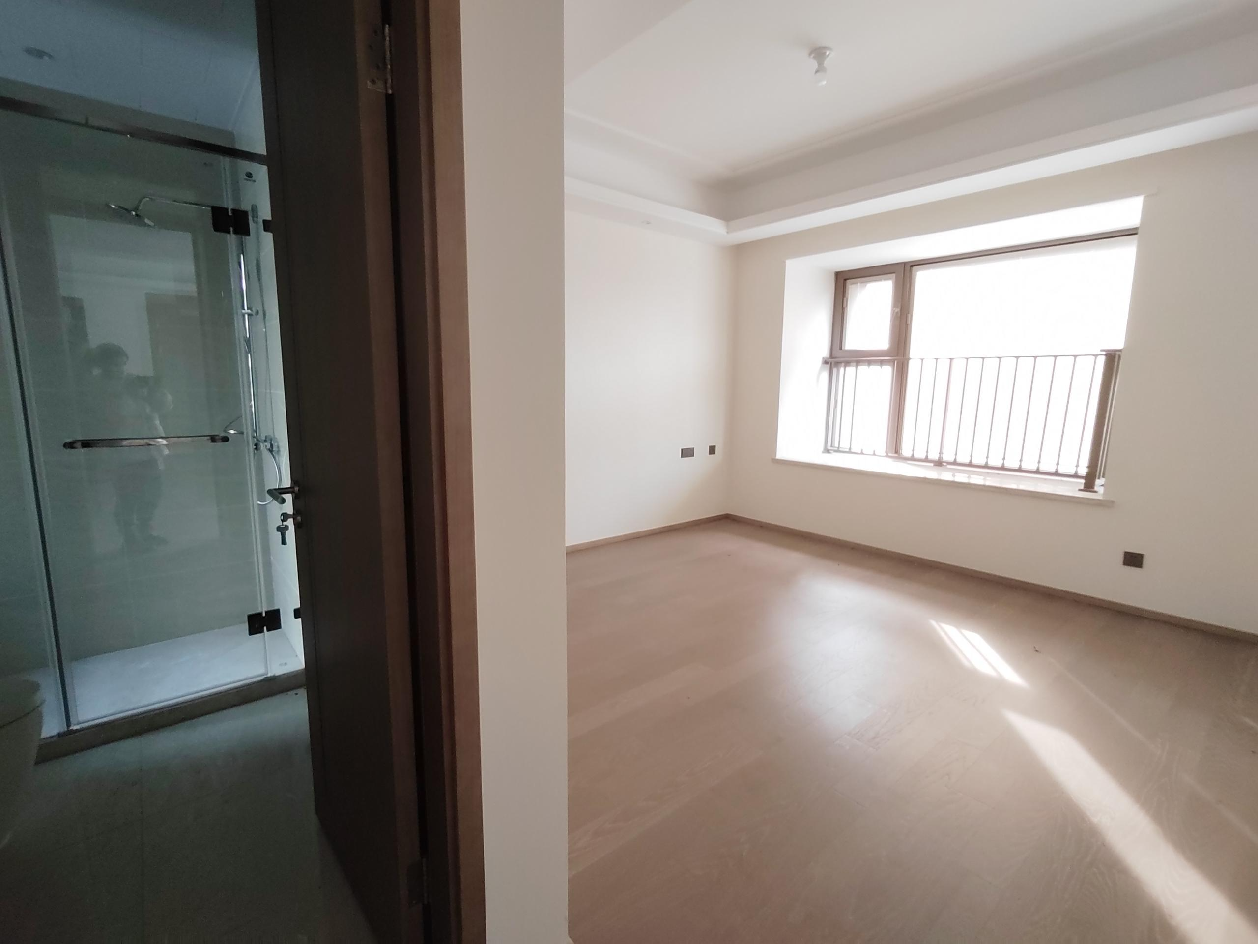 仁恒公园世纪 4室2厅2卫 135m&sup2;