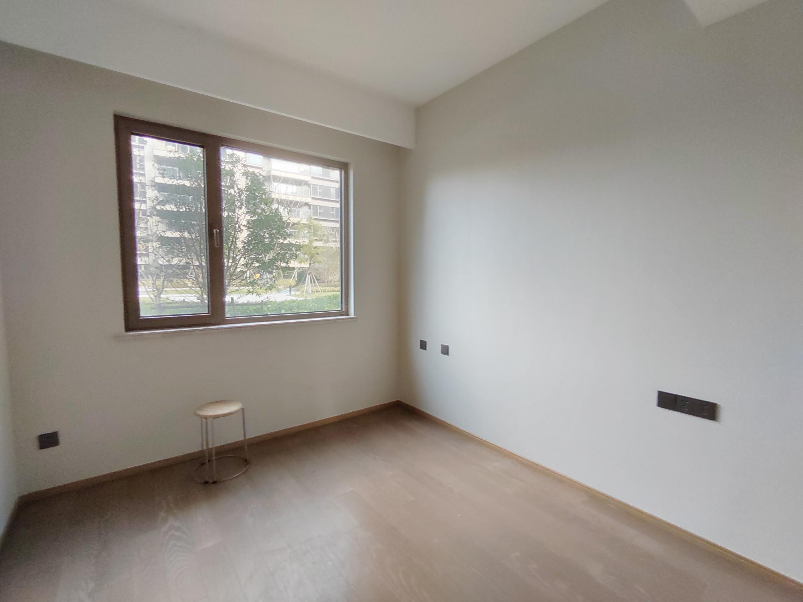 仁恒公园世纪 4室2厅2卫 135m&sup2;