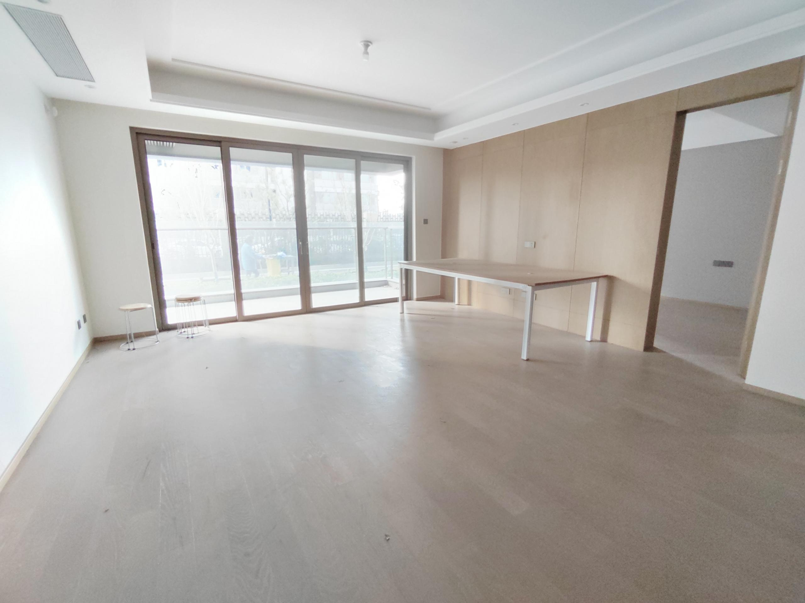 仁恒公园世纪 4室2厅2卫 135m&sup2;
