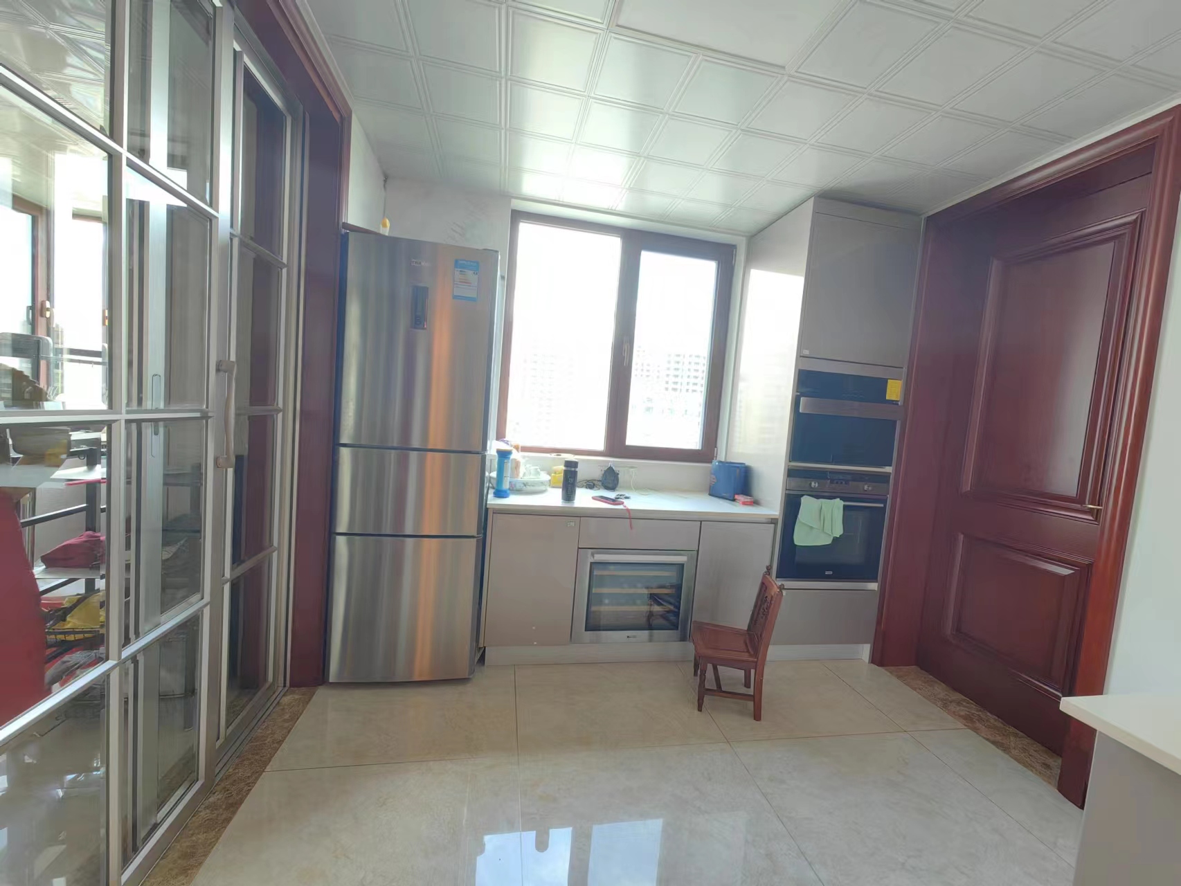 天安花园 8室2厅4卫 239.18m&sup2;