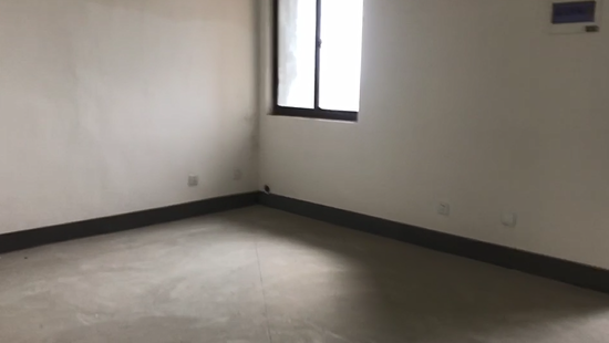 兴石花园 3室2厅1卫 107m&sup2;