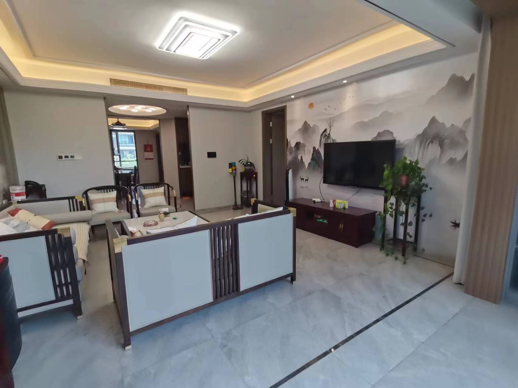 绿城·晓风印月 5室2厅3卫 202.32m²