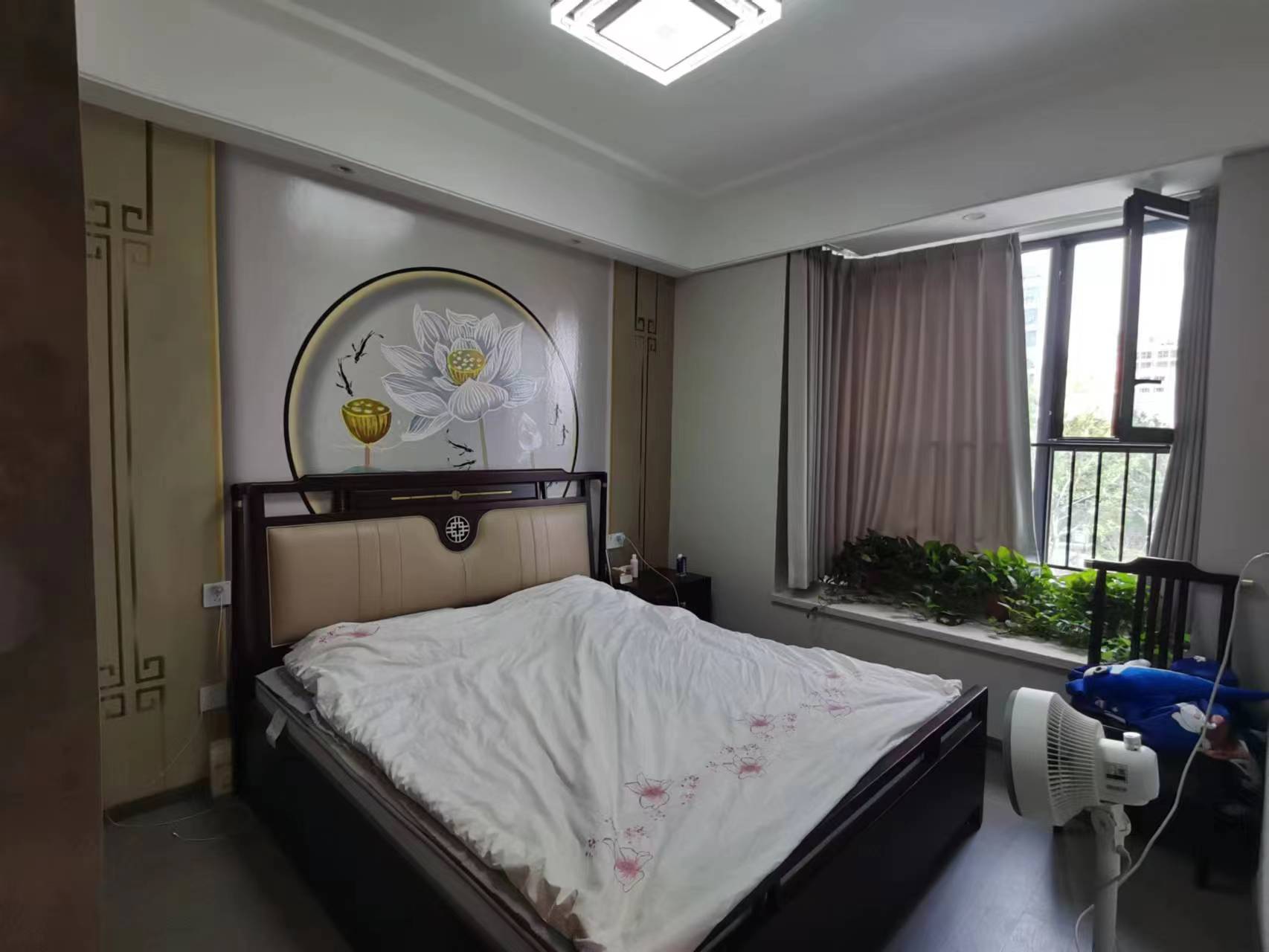 绿城&middot;晓风印月 5室2厅3卫 202.32m&sup2;