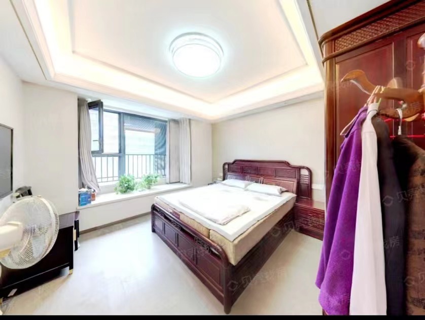 绿城&middot;晓风印月 5室2厅3卫 202.32m&sup2;